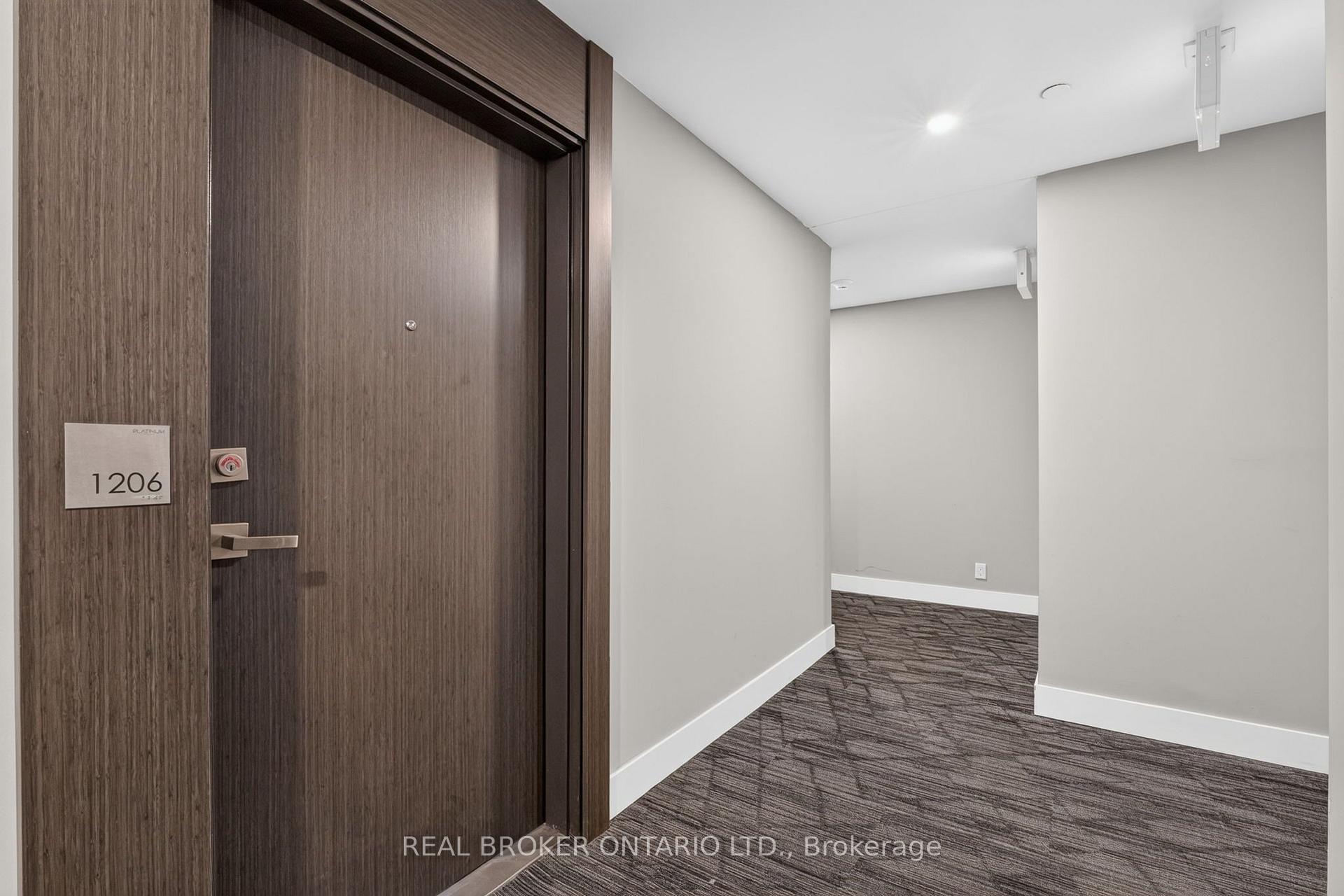 Photo 3 of Unit 1206, 15 Queen Street S, Hamilton, Central — HOMEH
