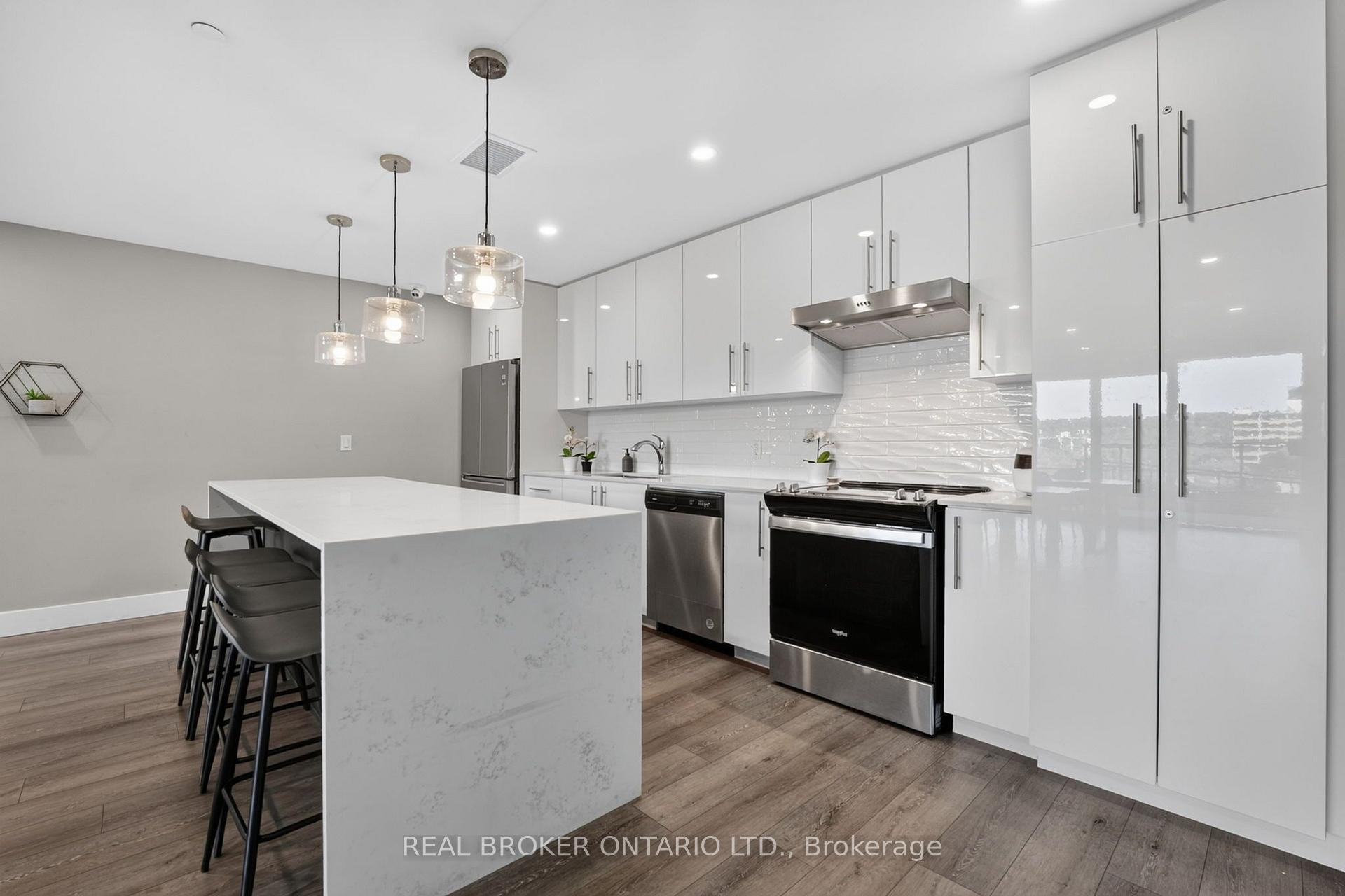 Photo 34 of Unit 1206, 15 Queen Street S, Hamilton, Central — HOMEH