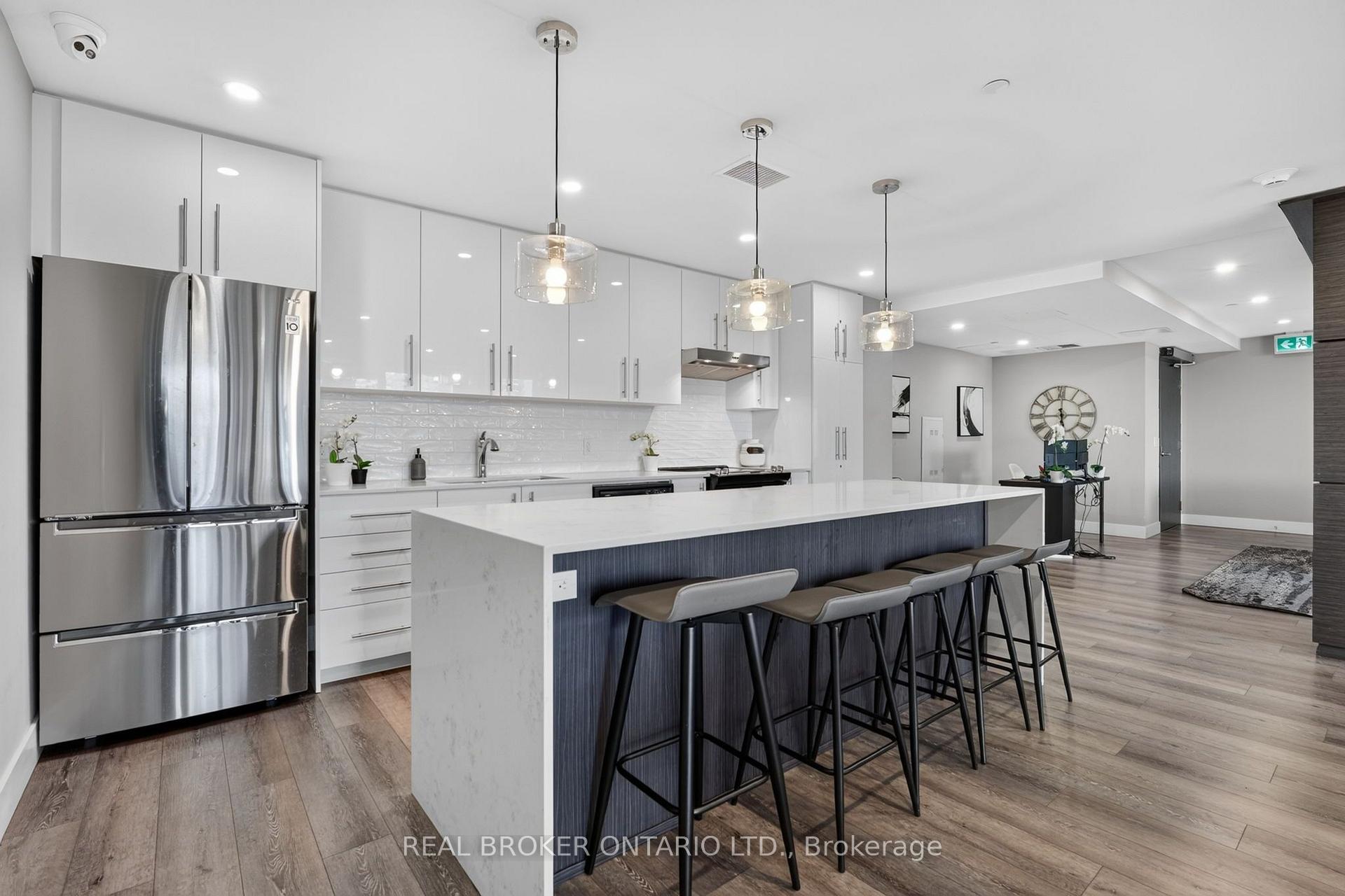 Photo 35 of Unit 1206, 15 Queen Street S, Hamilton, Central — HOMEH