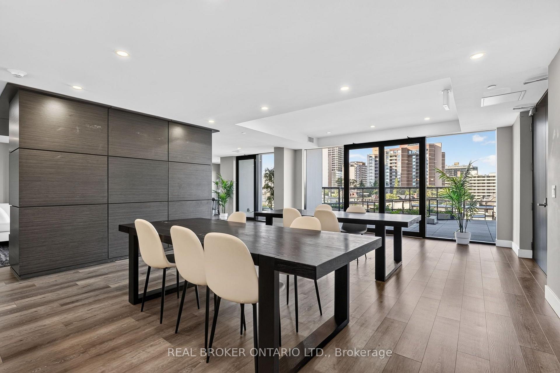 Photo 38 of Unit 1206, 15 Queen Street S, Hamilton, Central — HOMEH