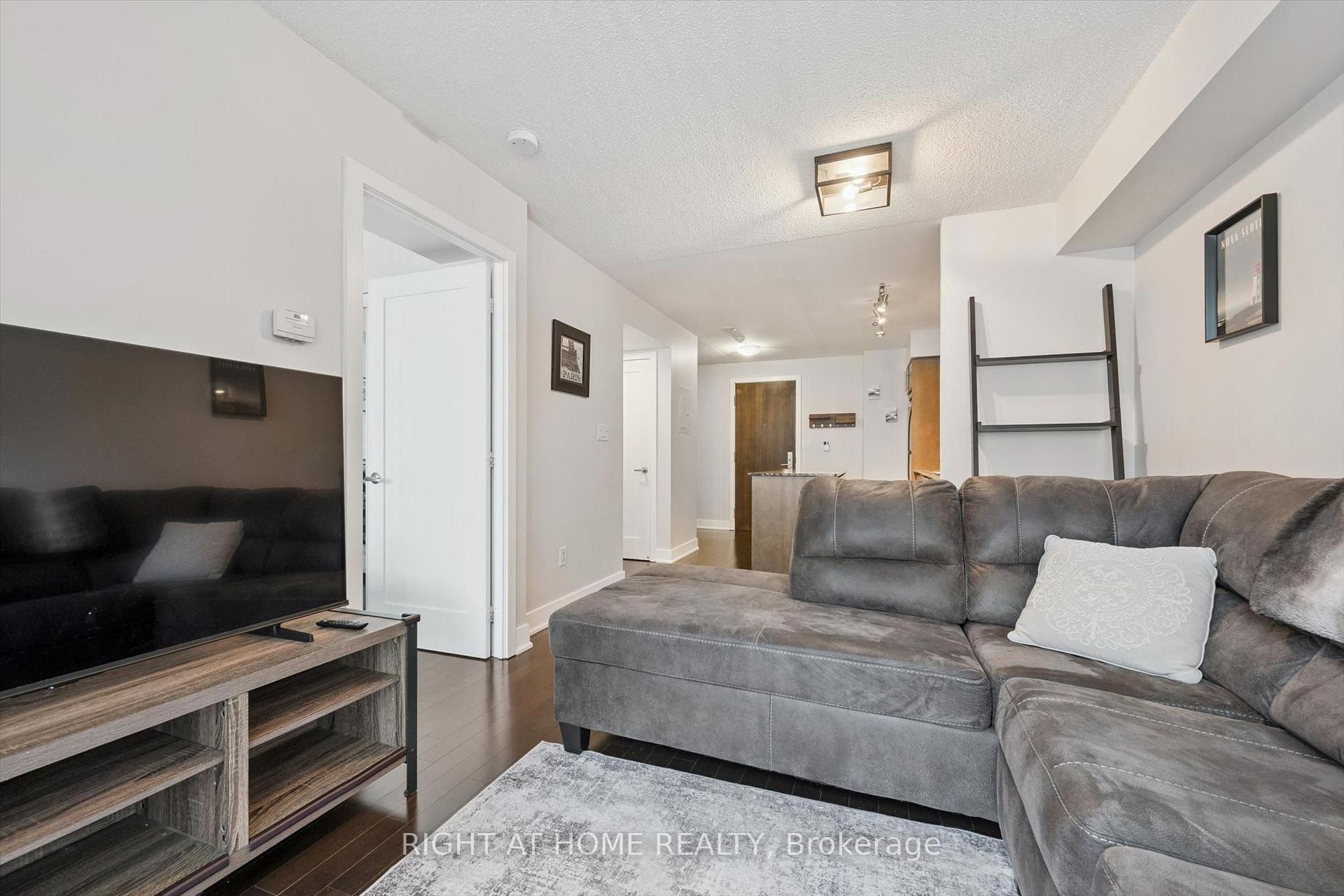 Photo 12 of Unit 1508, 20 Blue Jays Way, Toronto, Waterfront Communities — HOMEH