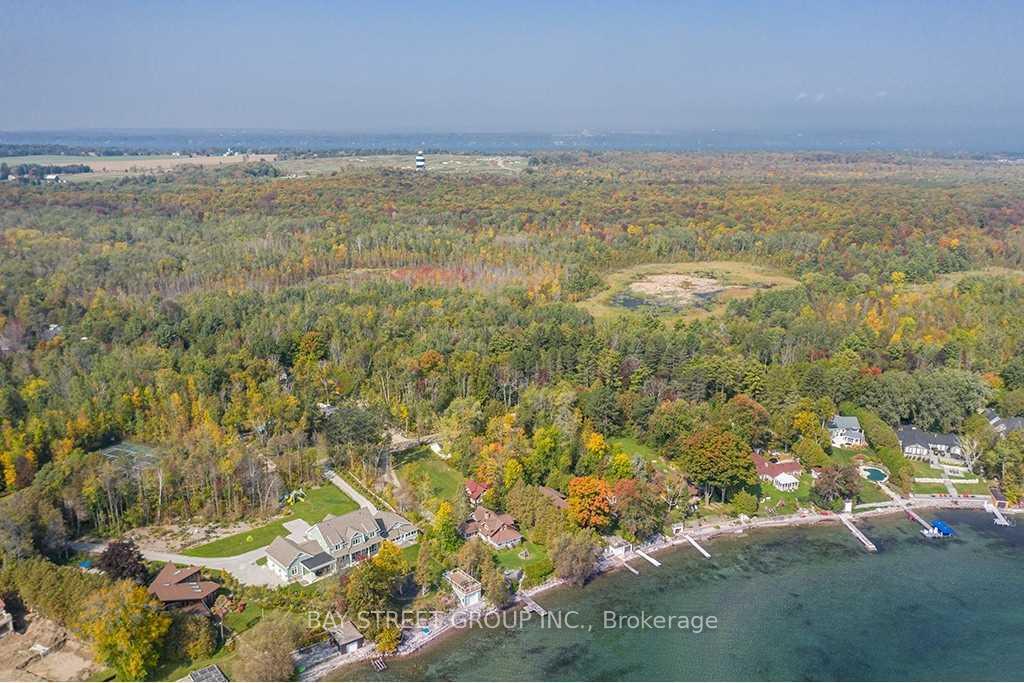 Photo 8 of 3358 Crescent Harbour Road, Innisfil, Rural Innisfil — HOMEH