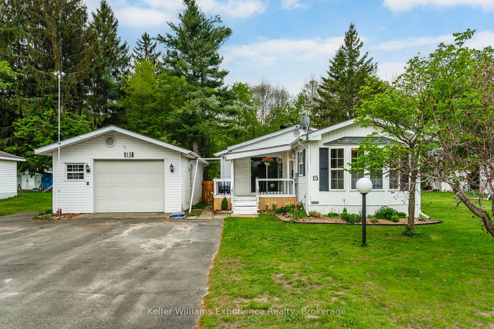 Photo 2 of Unit 15, 5411 Elliott Side Road, Tay, Rural Tay — HOMEH