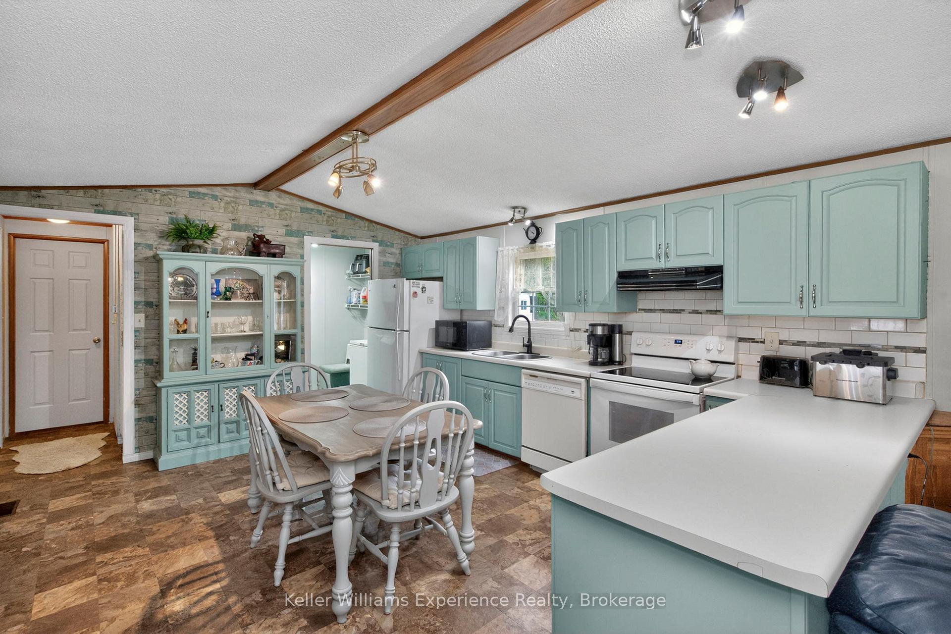Photo 9 of Unit 15, 5411 Elliott Side Road, Tay, Rural Tay — HOMEH
