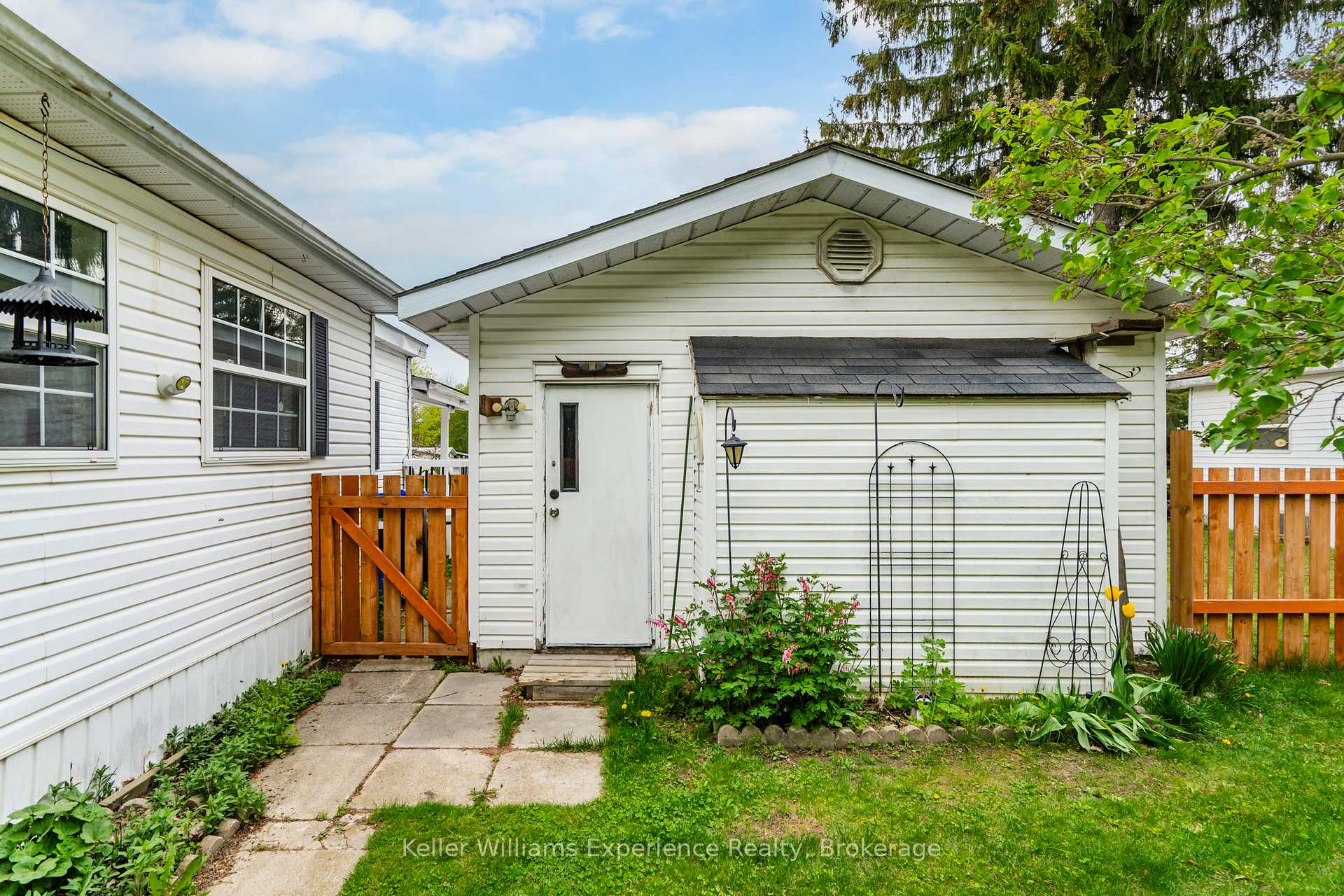 Photo 26 of Unit 15, 5411 Elliott Side Road, Tay, Rural Tay — HOMEH