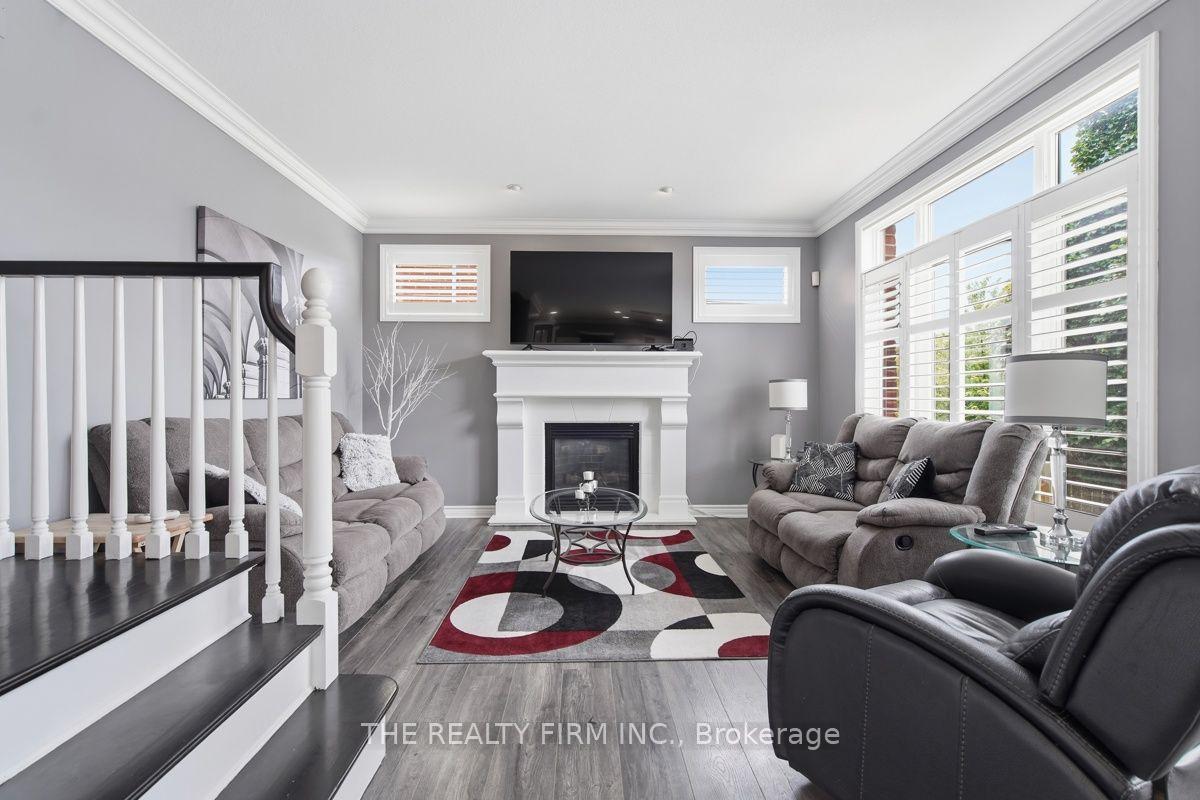 Photo 14 of 552 Mcgarrell Place, London, North R — HOMEH