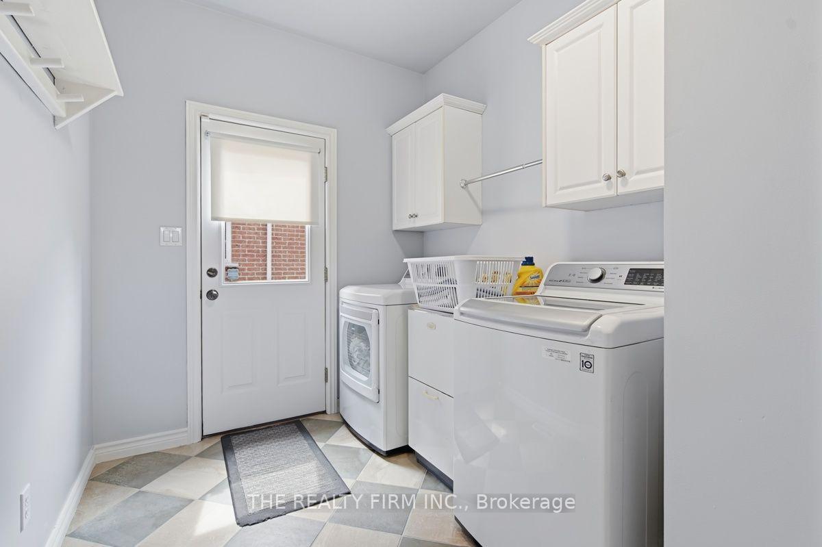 Photo 18 of 552 Mcgarrell Place, London, North R — HOMEH