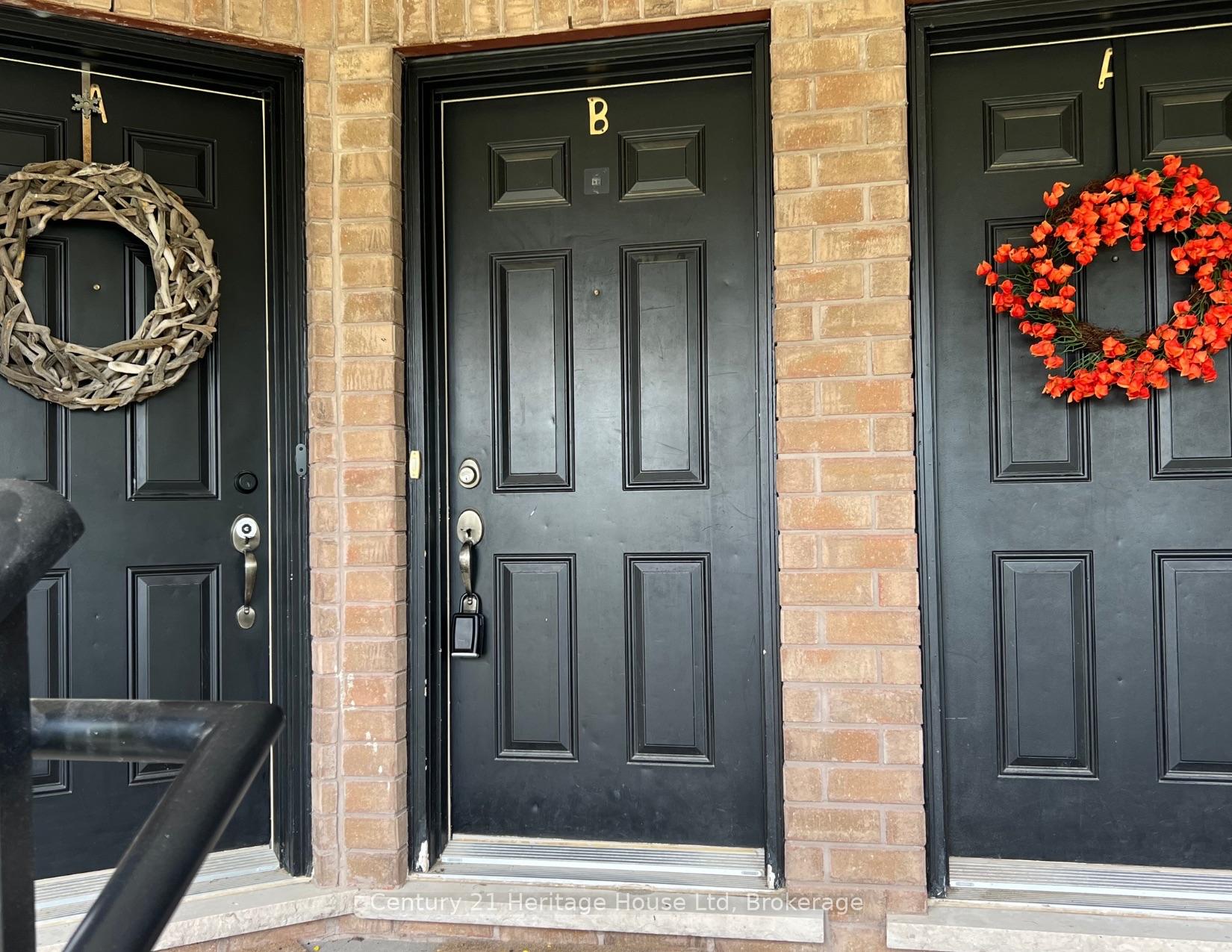 Photo 4 of Unit B, 654 Woodlawn Road, Guelph, Victoria North — HOMEH