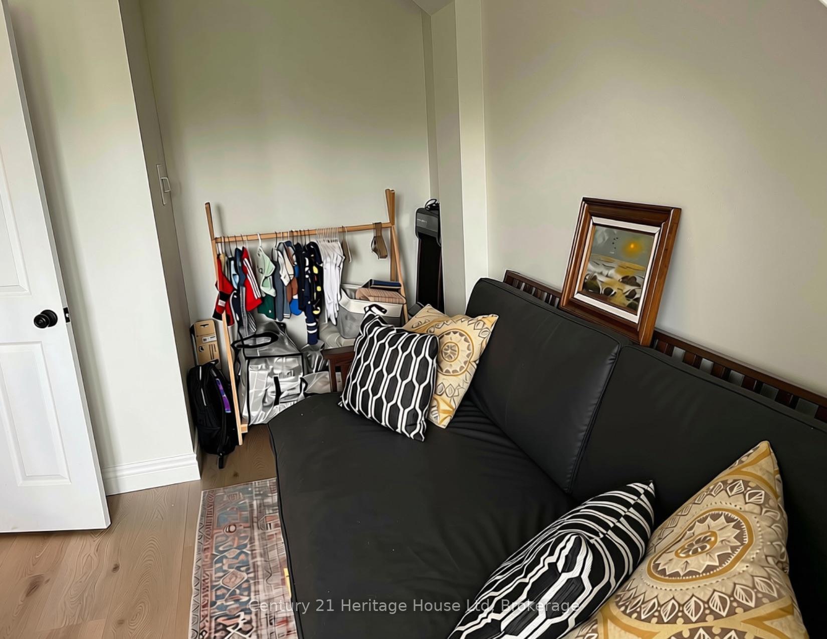 Photo 27 of Unit B, 654 Woodlawn Road, Guelph, Victoria North — HOMEH