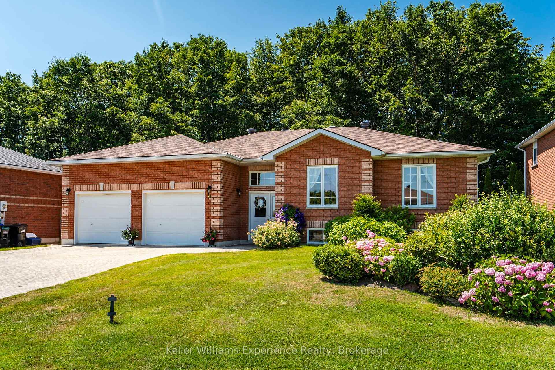 Photo 21 of 4 Byrnes Crescent, Penetanguishene — HOMEH