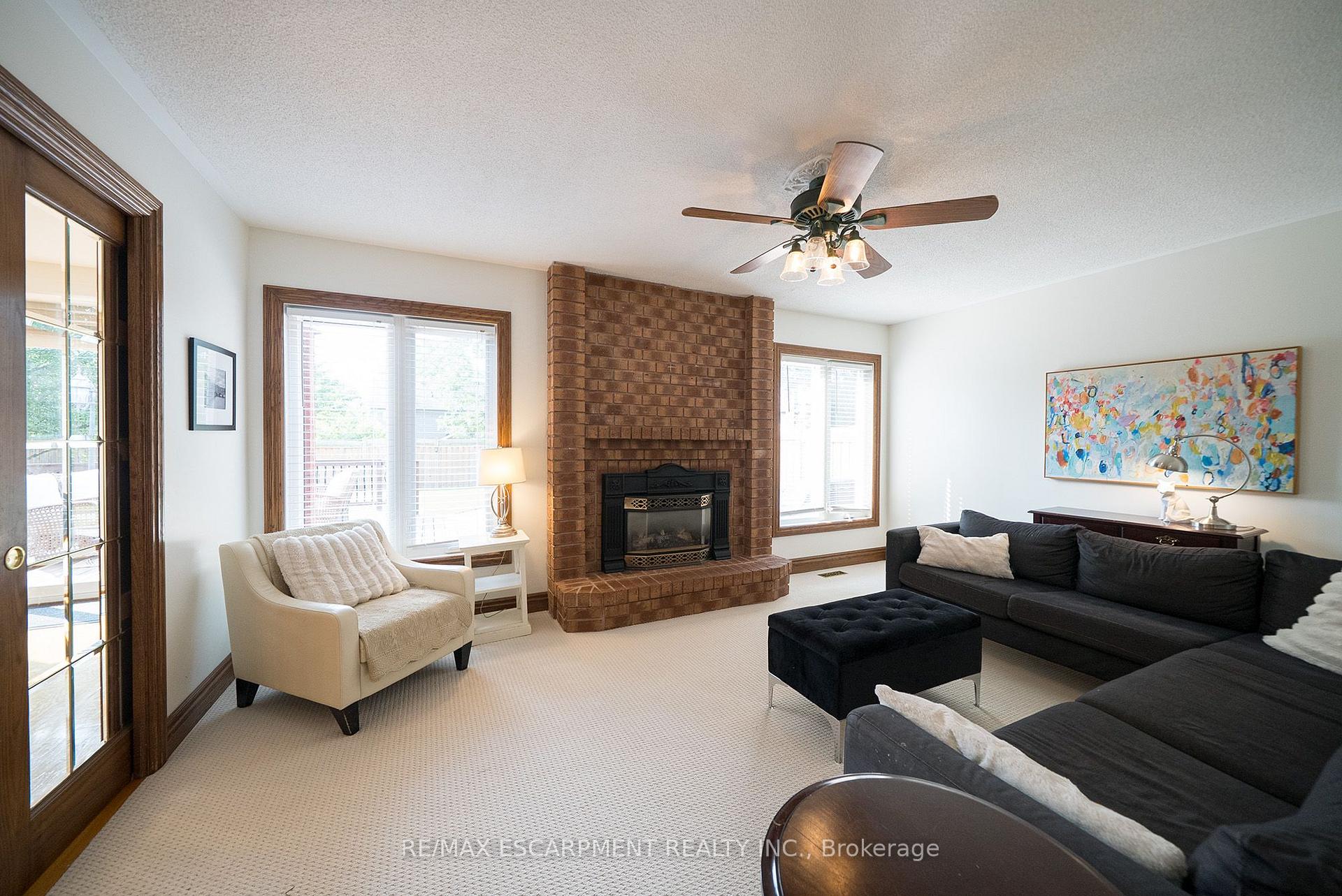 Photo 19 of 42 Muirhead Crescent, Brantford, Fairview - Brantford — HOMEH