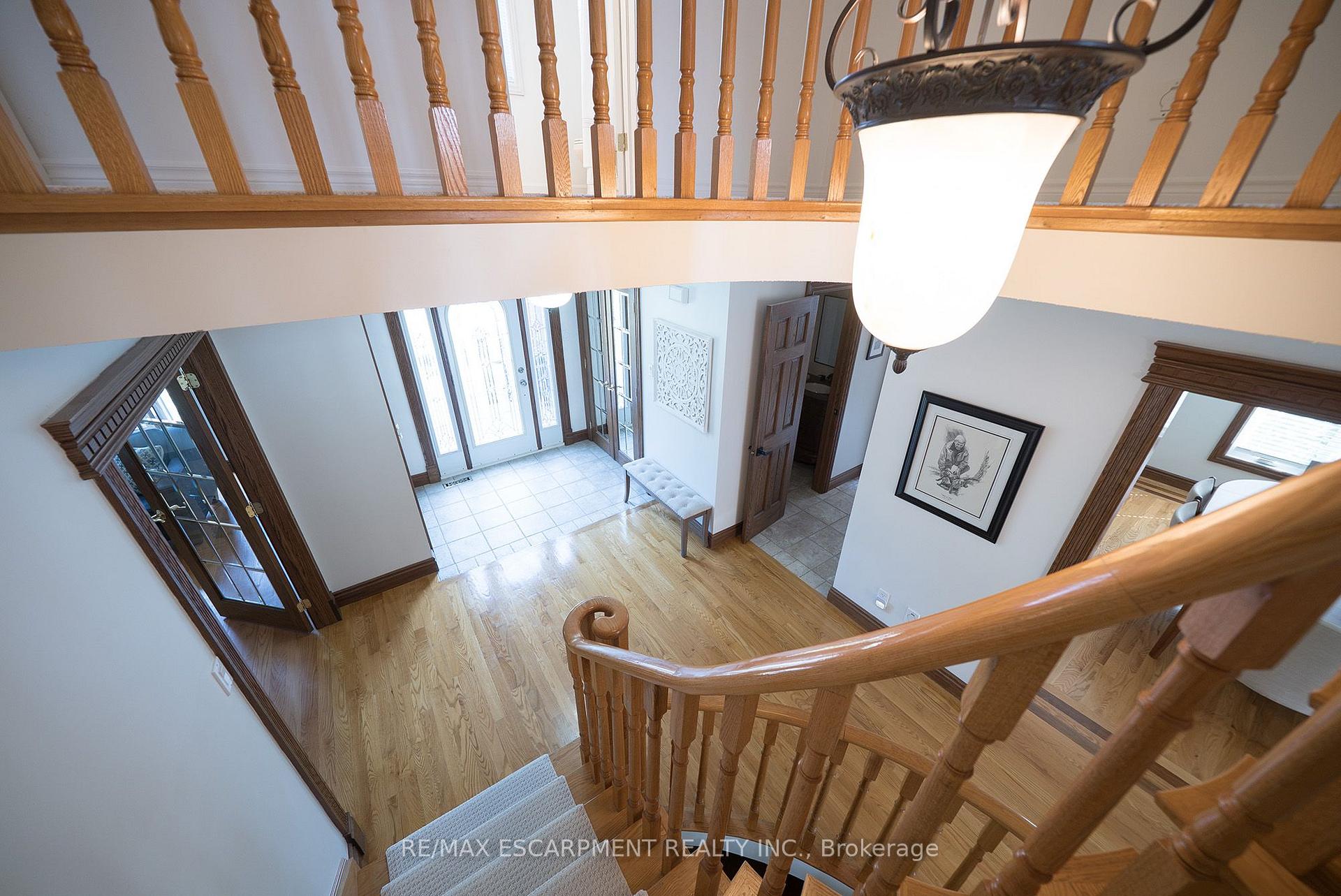 Photo 23 of 42 Muirhead Crescent, Brantford, Fairview - Brantford — HOMEH