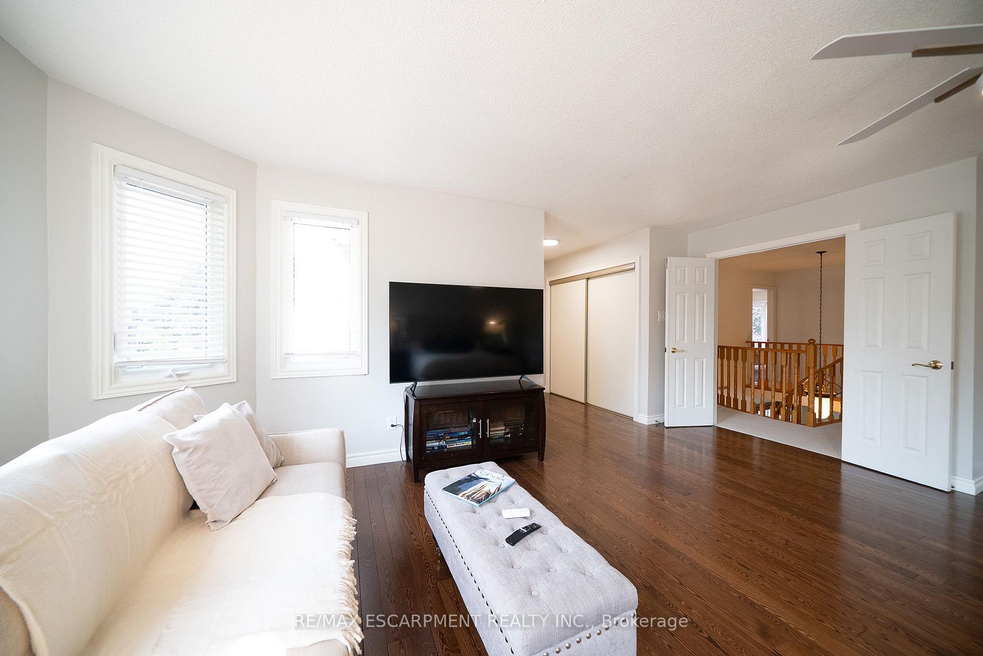 Photo 27 of 42 Muirhead Crescent, Brantford, Fairview - Brantford — HOMEH