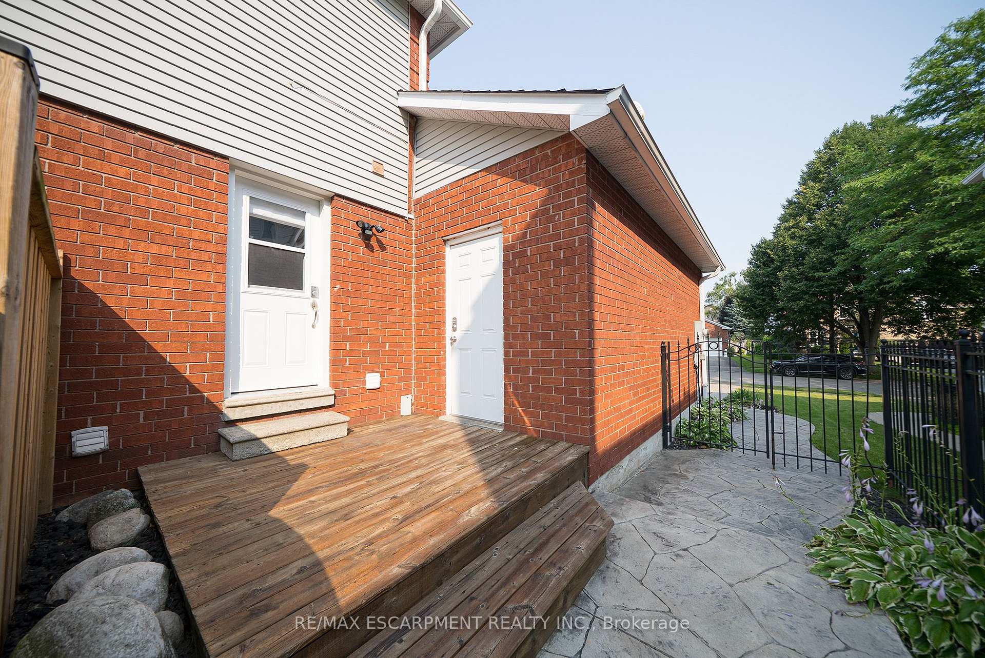 Photo 42 of 42 Muirhead Crescent, Brantford, Fairview - Brantford — HOMEH