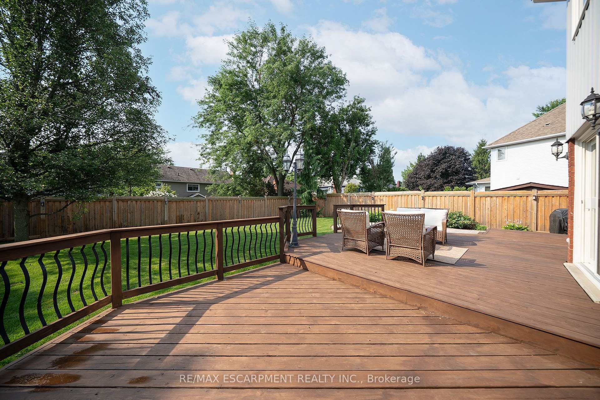Photo 48 of 42 Muirhead Crescent, Brantford, Fairview - Brantford — HOMEH