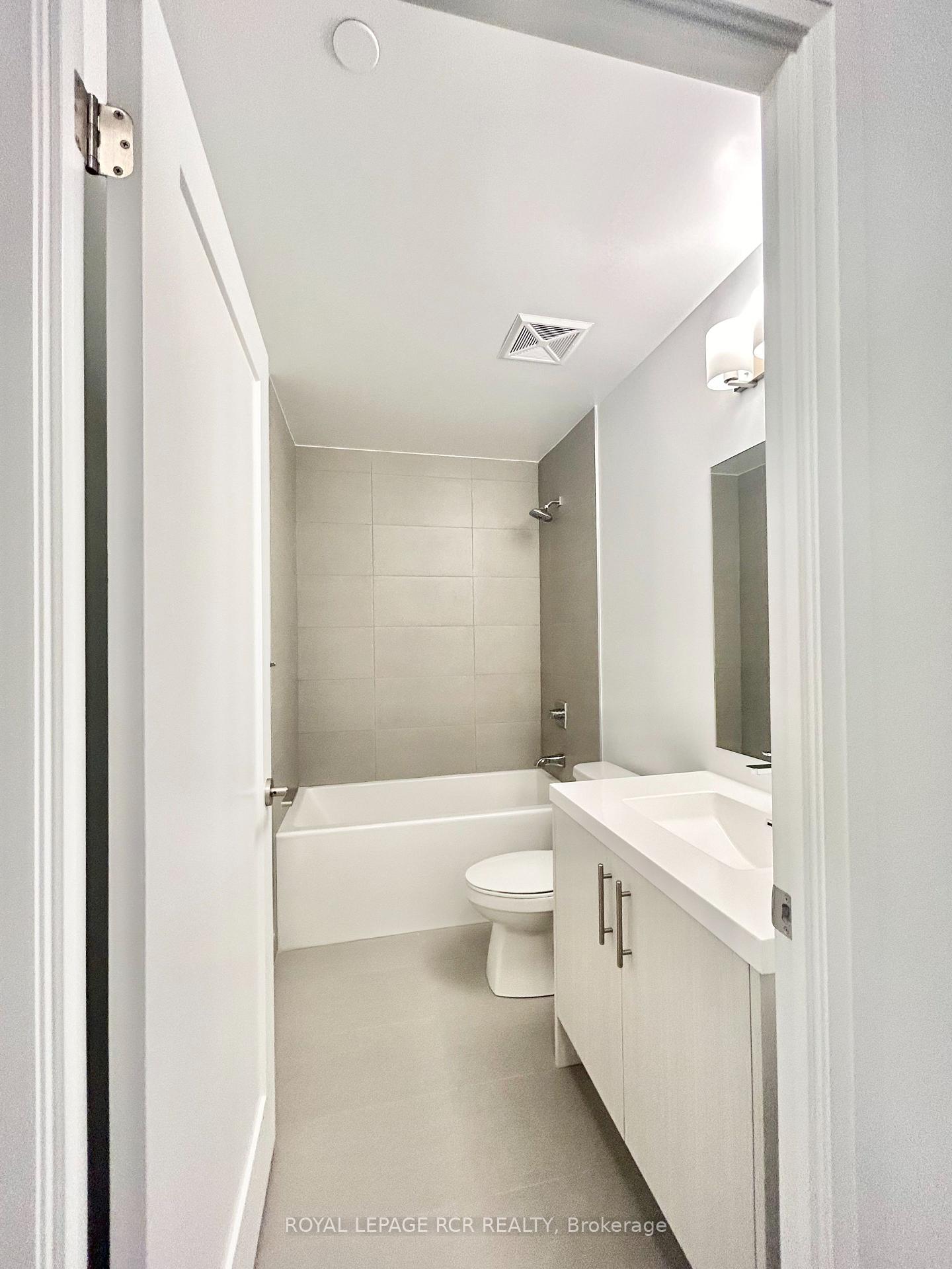 Photo 16 of Unit 286, 403 Main Street, Toronto, East End-Danforth — HOMEH