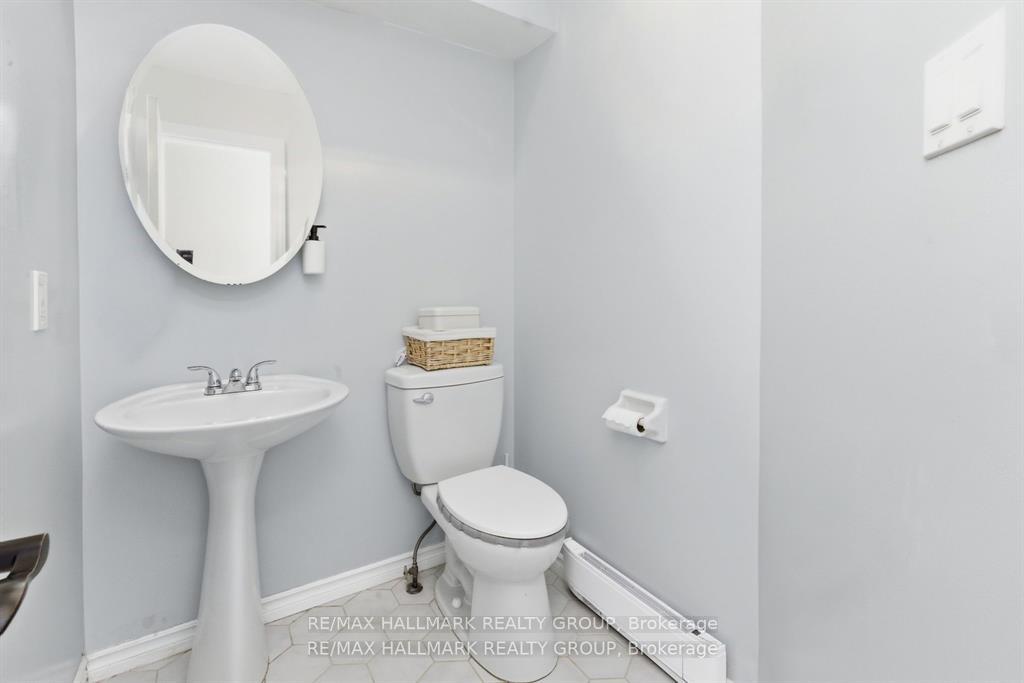 Photo 7 of Unit 3, 390 Briston Private, Ottawa, Hunt Club Park — HOMEH