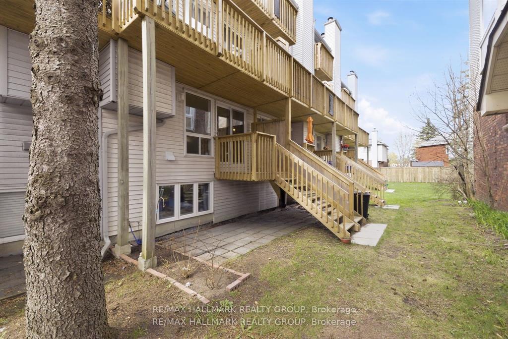 Photo 34 of Unit 3, 390 Briston Private, Ottawa, Hunt Club Park — HOMEH