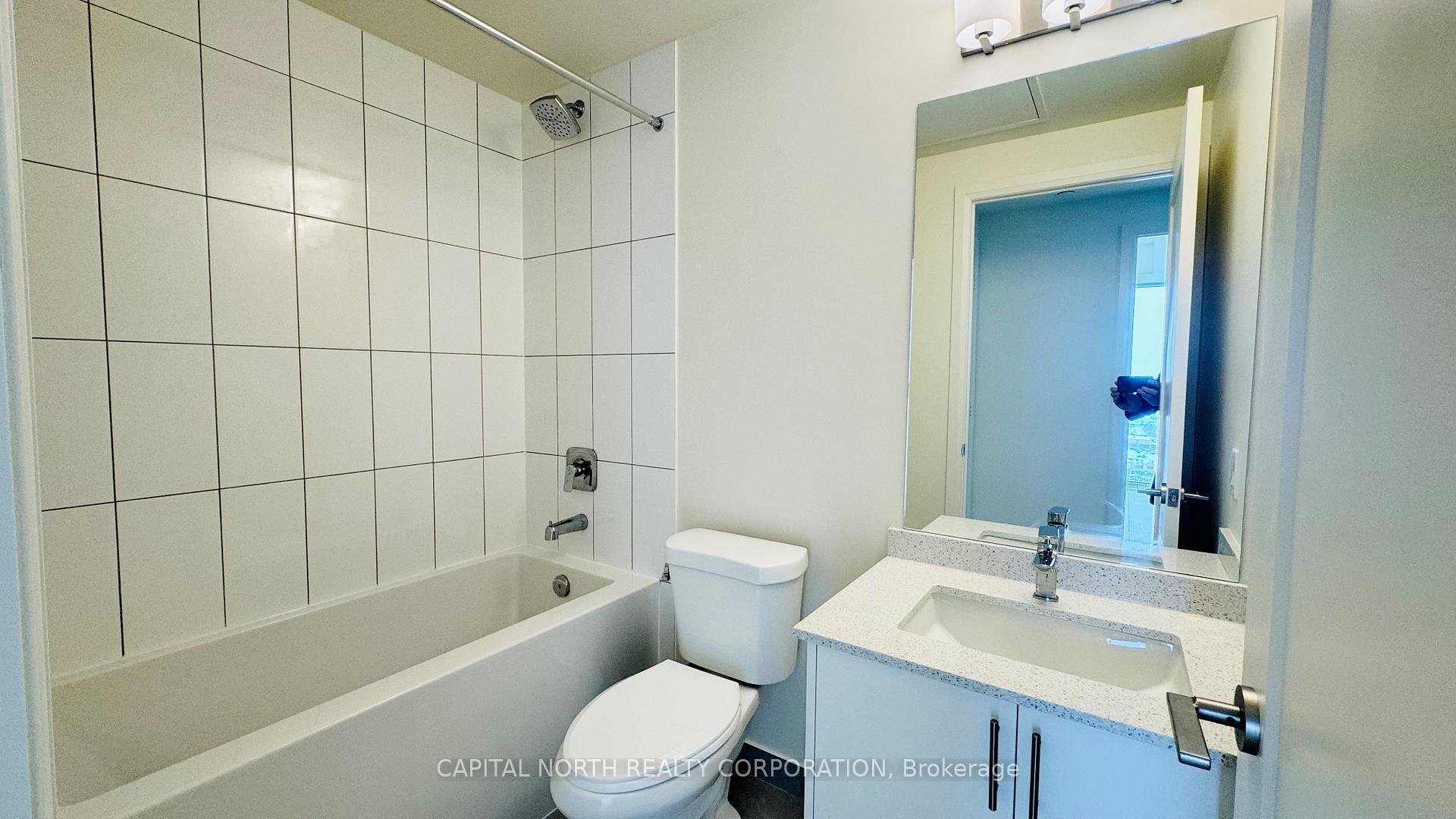 Photo 11 of Unit 2022, 9000 Jane Street, Vaughan, Vellore Village — HOMEH