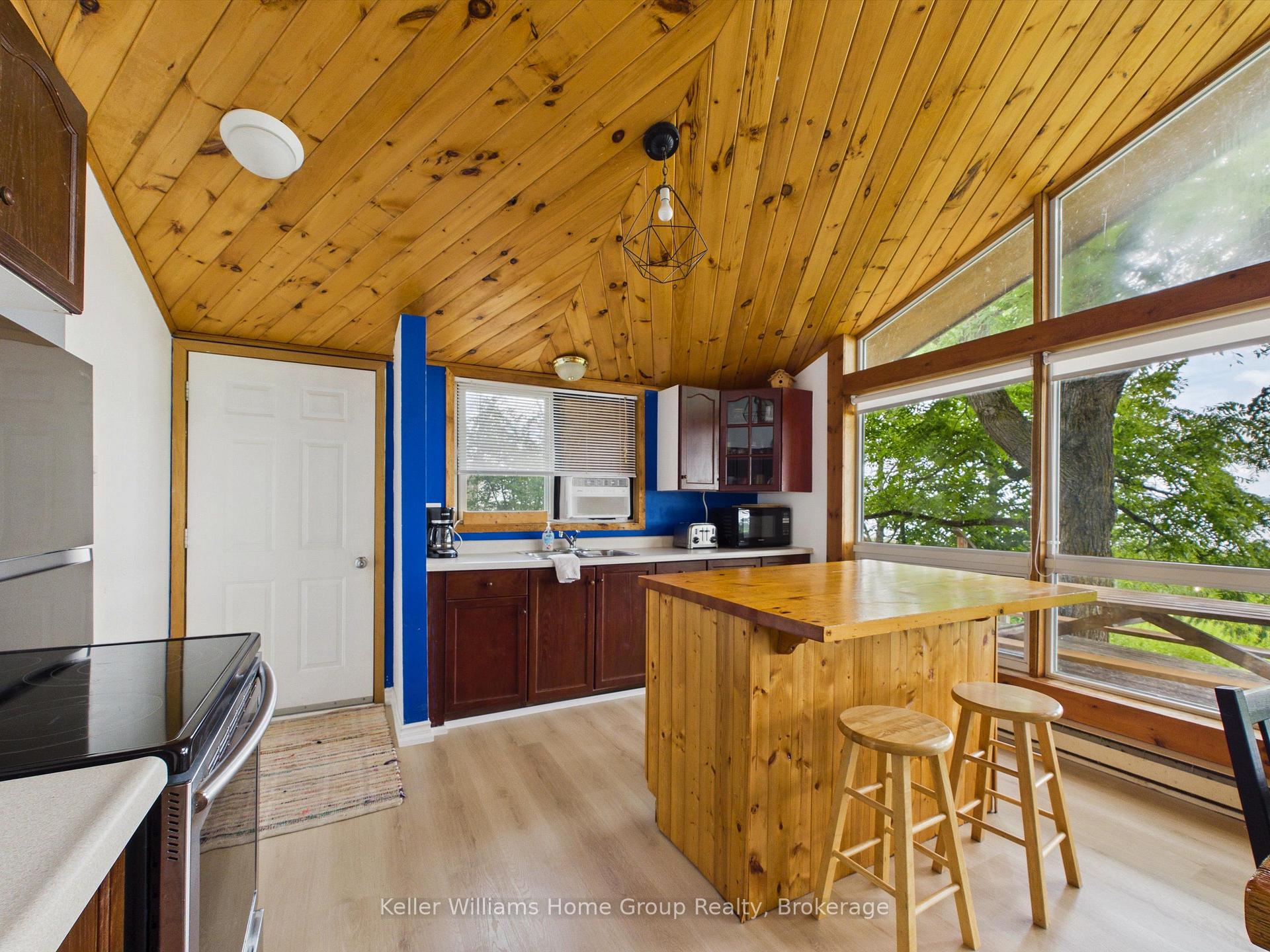 Photo 16 of 10 & 11 Methodist Island, Tay, Port McNicoll — HOMEH