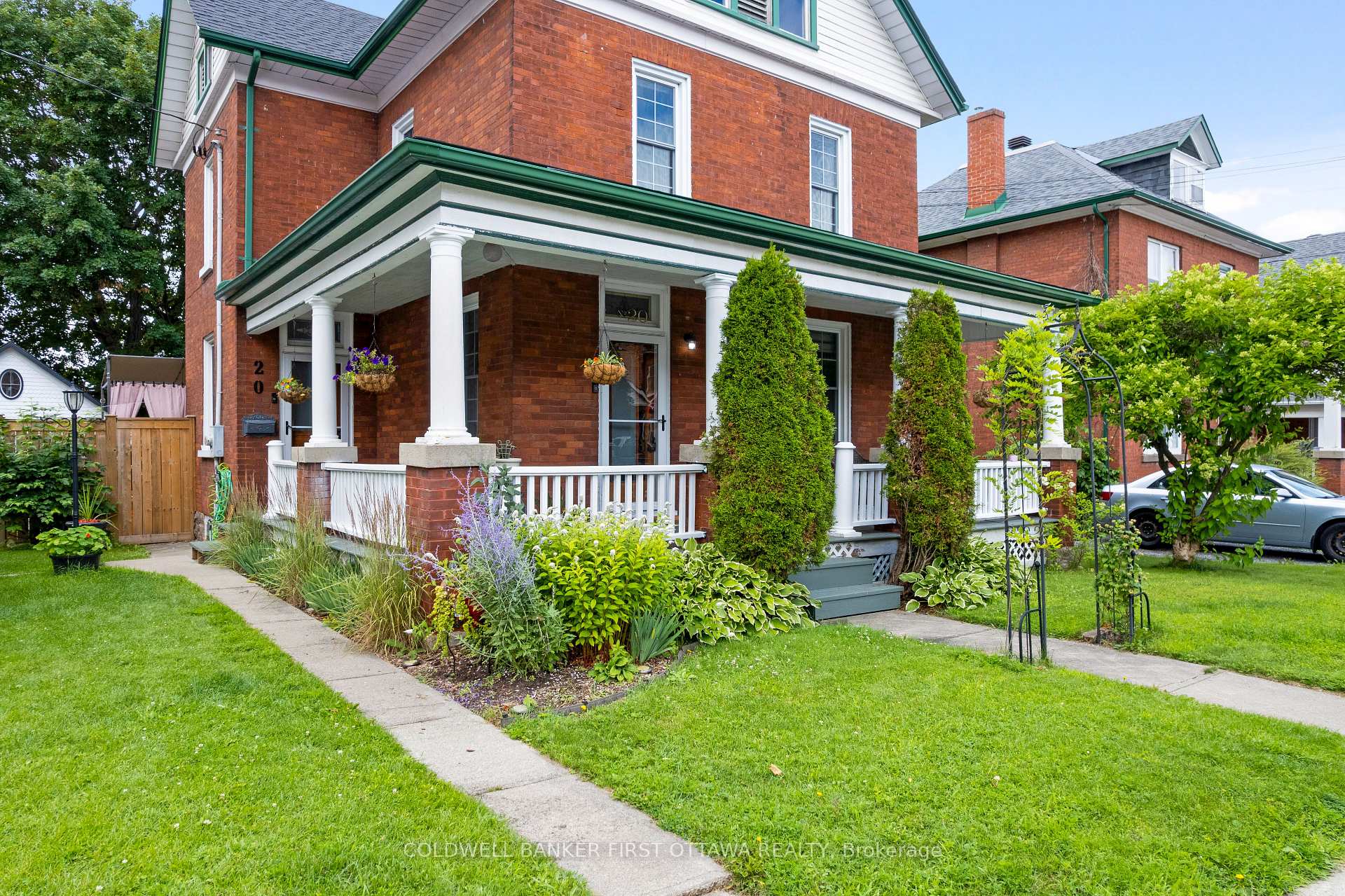 Photo 4 of 20 McEwen Avenue, Smiths Falls, Smiths Falls — HOMEH