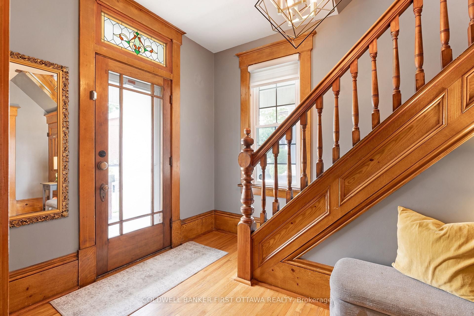 Photo 5 of 20 McEwen Avenue, Smiths Falls, Smiths Falls — HOMEH