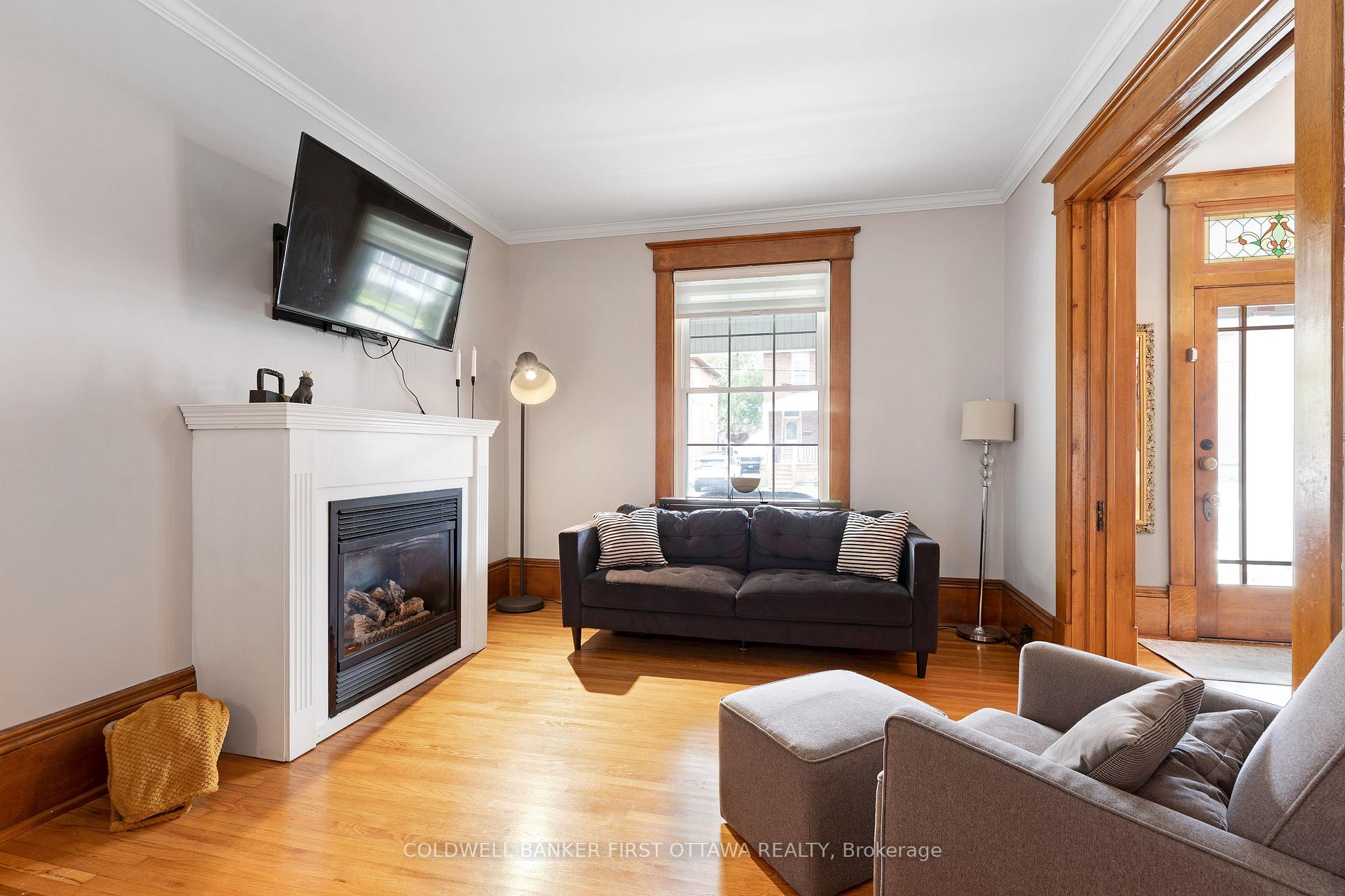 Photo 7 of 20 McEwen Avenue, Smiths Falls, Smiths Falls — HOMEH