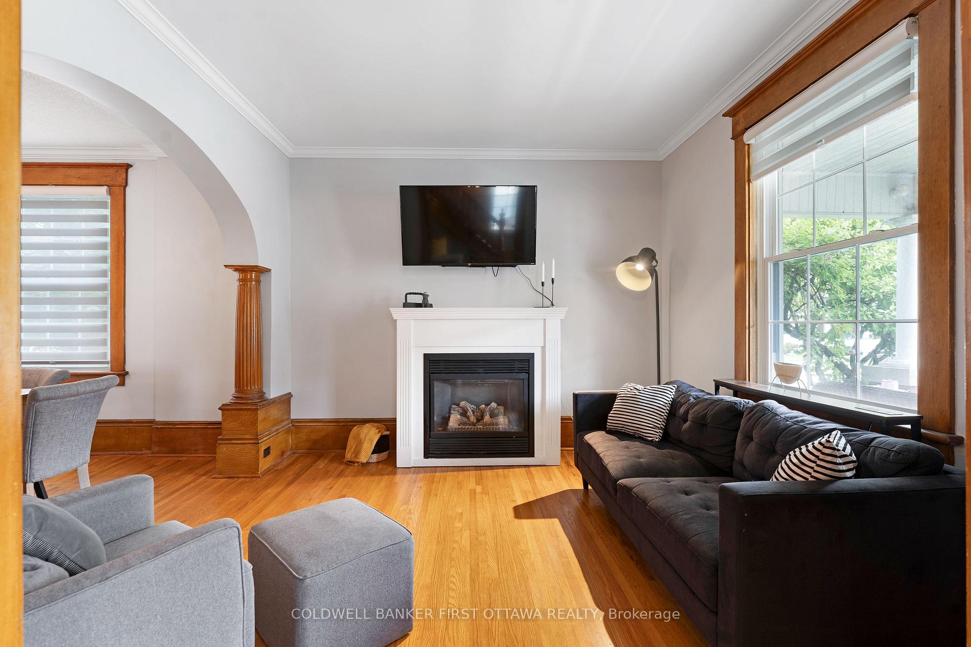 Photo 8 of 20 McEwen Avenue, Smiths Falls, Smiths Falls — HOMEH