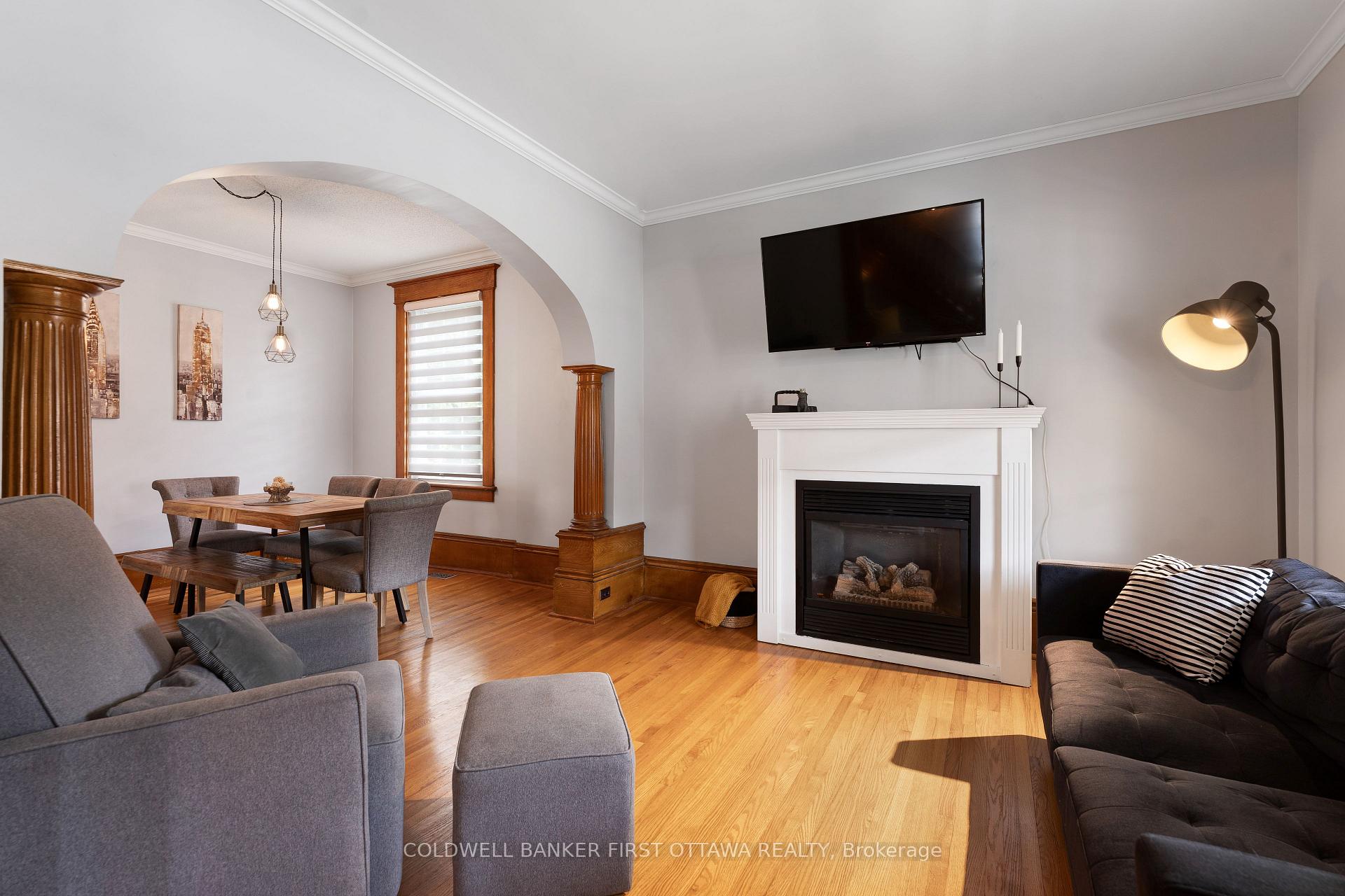 Photo 9 of 20 McEwen Avenue, Smiths Falls, Smiths Falls — HOMEH