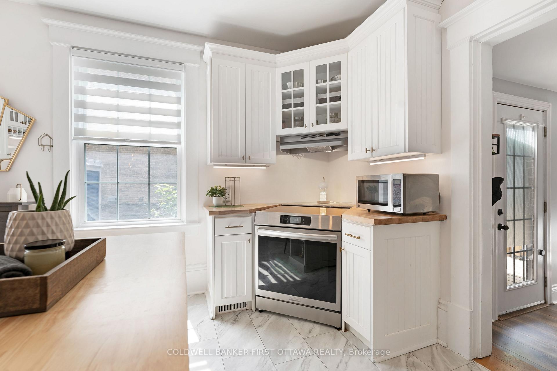 Photo 14 of 20 McEwen Avenue, Smiths Falls, Smiths Falls — HOMEH