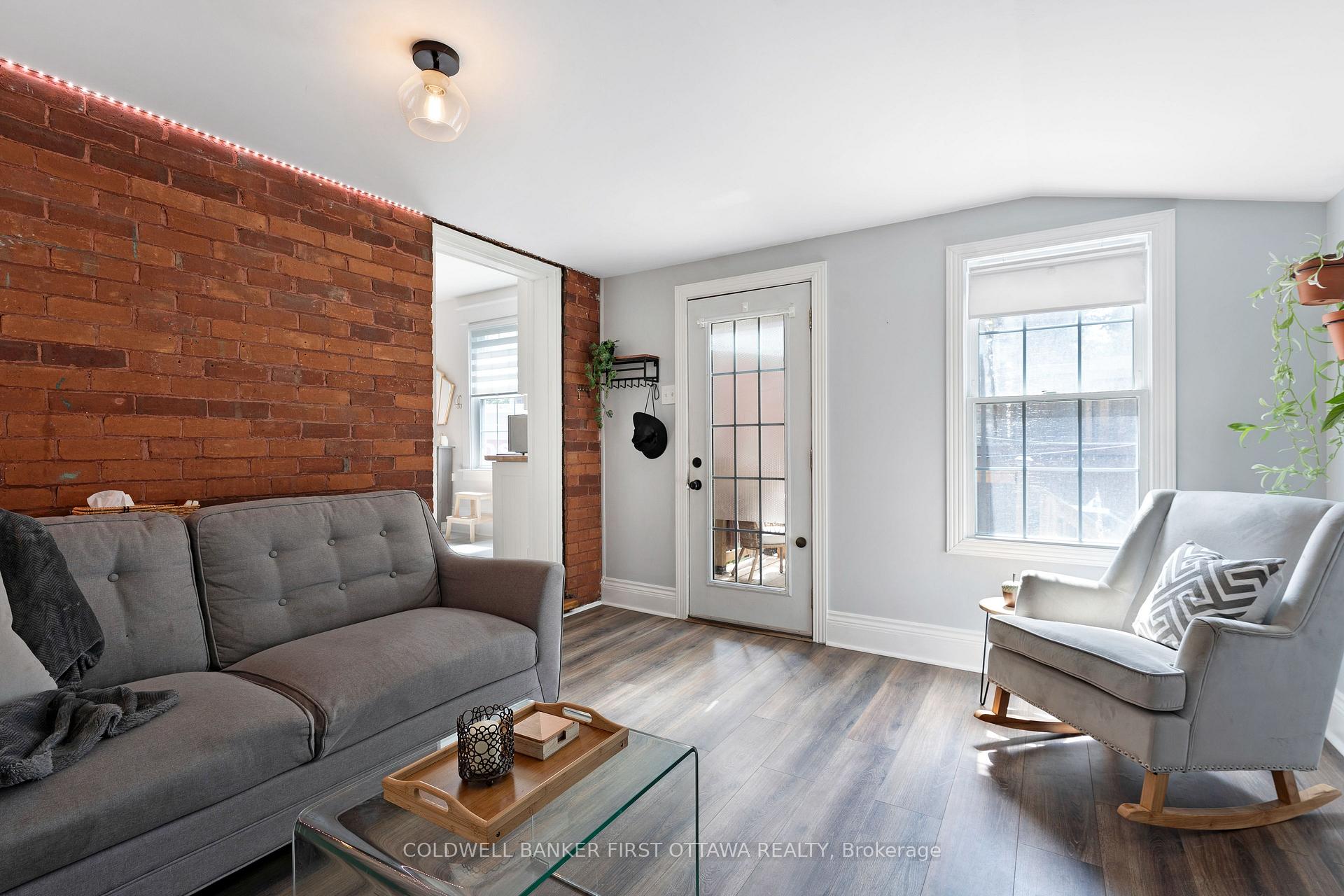 Photo 16 of 20 McEwen Avenue, Smiths Falls, Smiths Falls — HOMEH