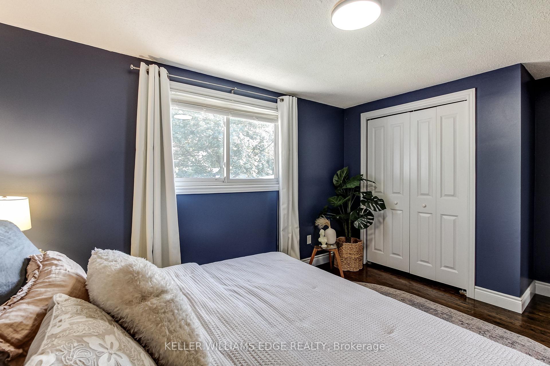 Photo 25 of 323 Cranbrook Drive, Hamilton, Gilkson — HOMEH