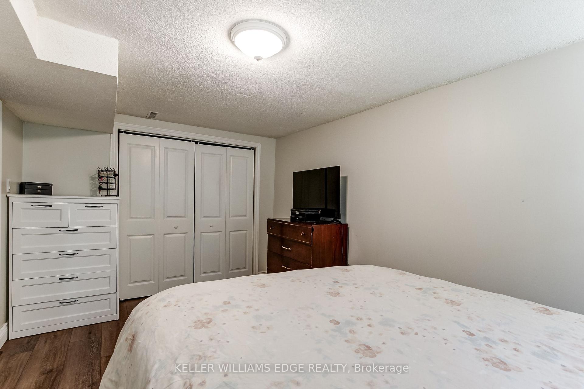 Photo 32 of 323 Cranbrook Drive, Hamilton, Gilkson — HOMEH