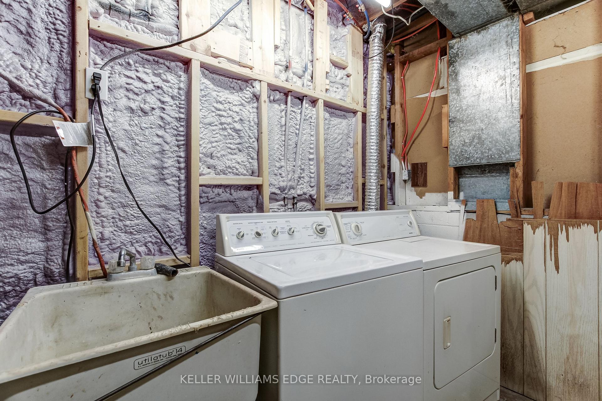 Photo 39 of 323 Cranbrook Drive, Hamilton, Gilkson — HOMEH
