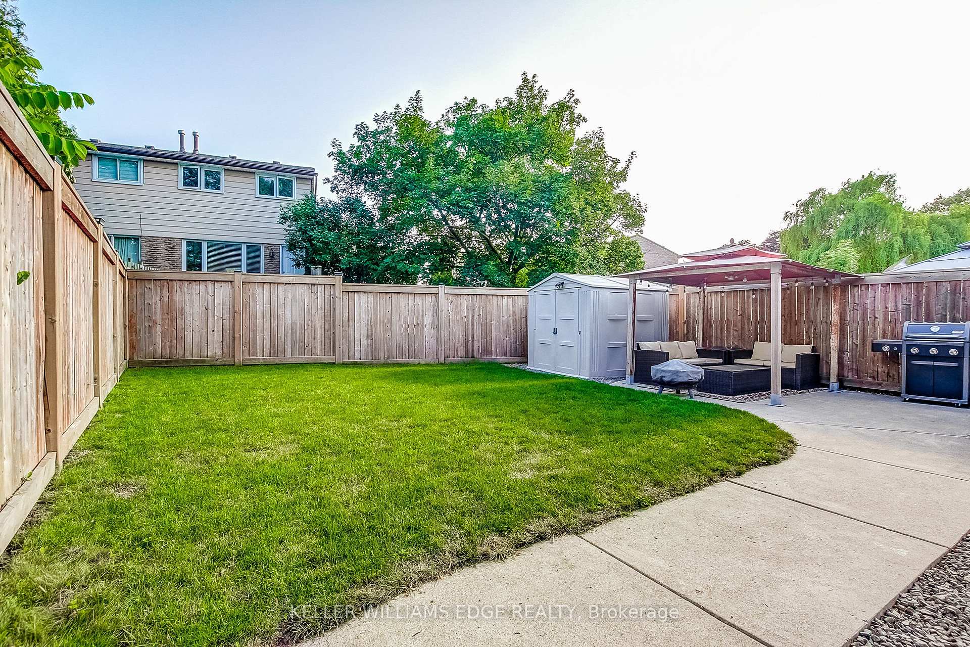 Photo 41 of 323 Cranbrook Drive, Hamilton, Gilkson — HOMEH