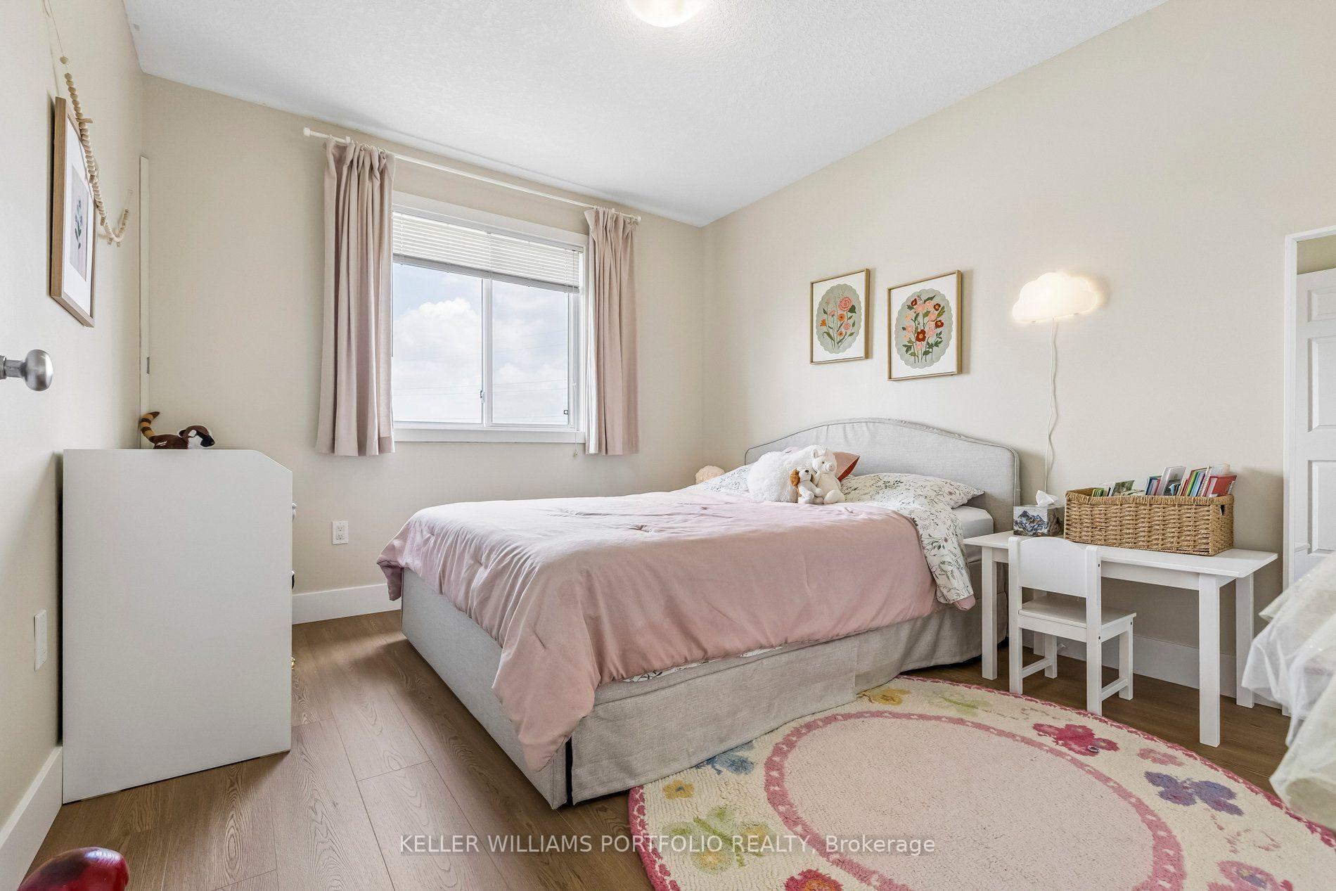 Photo 28 of 775 Klosters Drive, Waterloo, Clair Hills — HOMEH