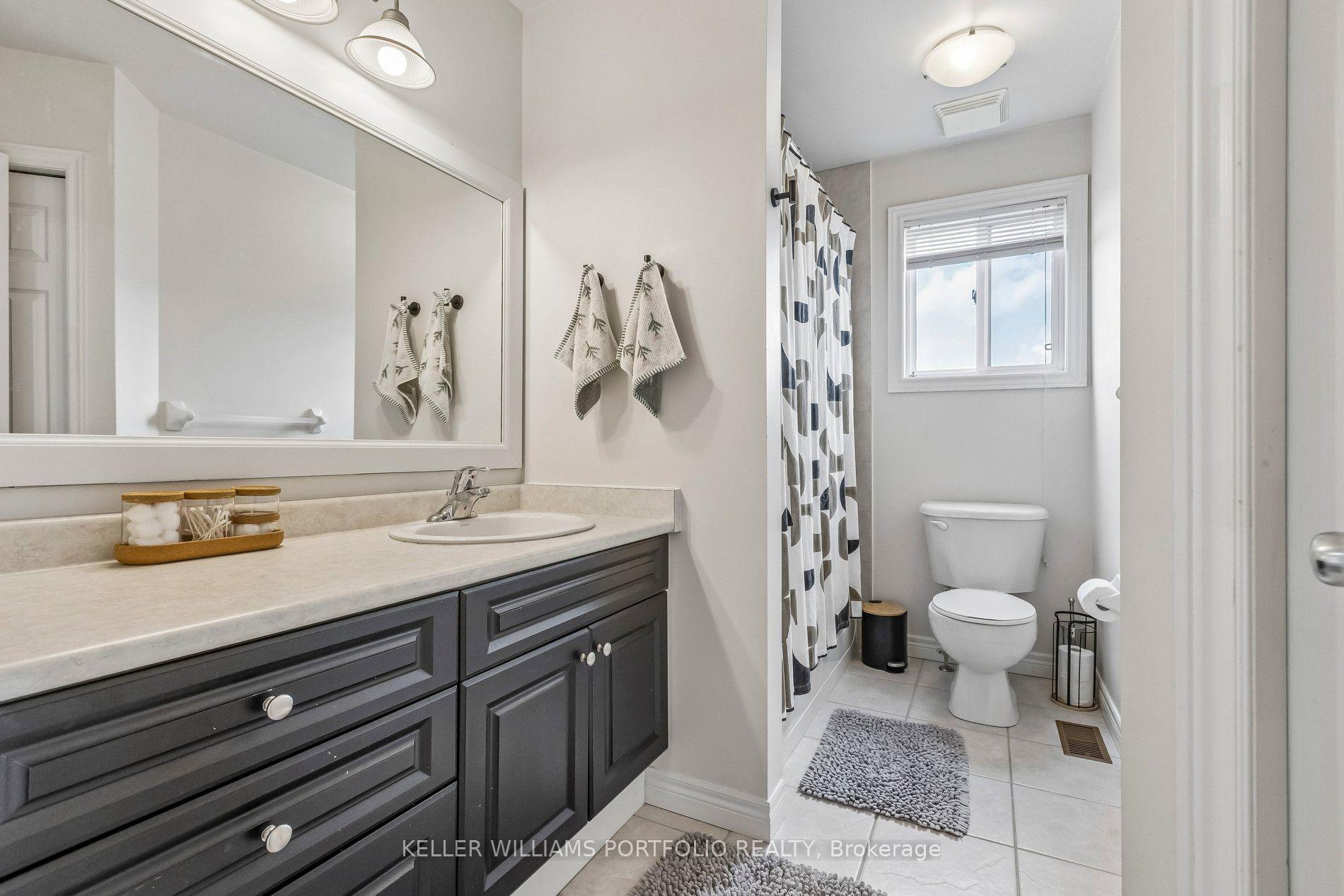 Photo 30 of 775 Klosters Drive, Waterloo, Clair Hills — HOMEH