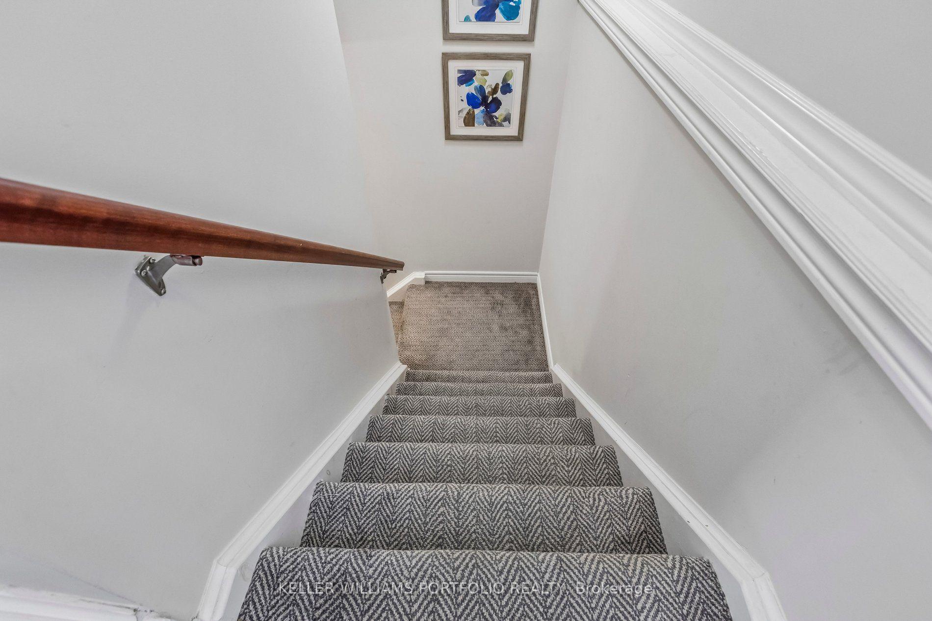 Photo 31 of 775 Klosters Drive, Waterloo, Clair Hills — HOMEH
