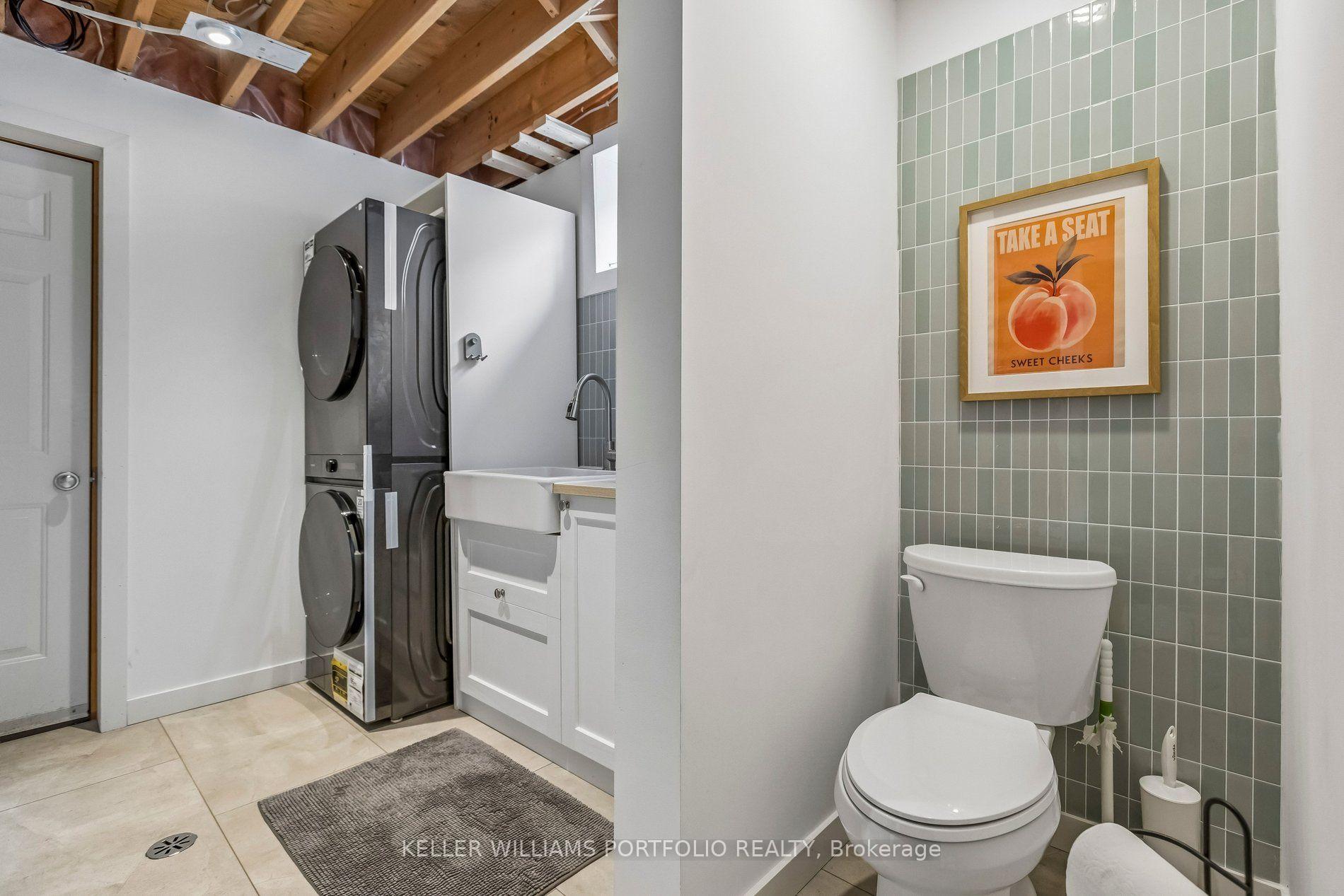Photo 36 of 775 Klosters Drive, Waterloo, Clair Hills — HOMEH