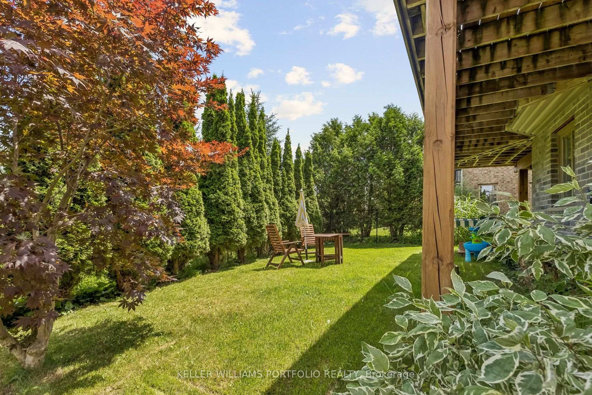 Photo 43 of 775 Klosters Drive, Waterloo, Clair Hills — HOMEH