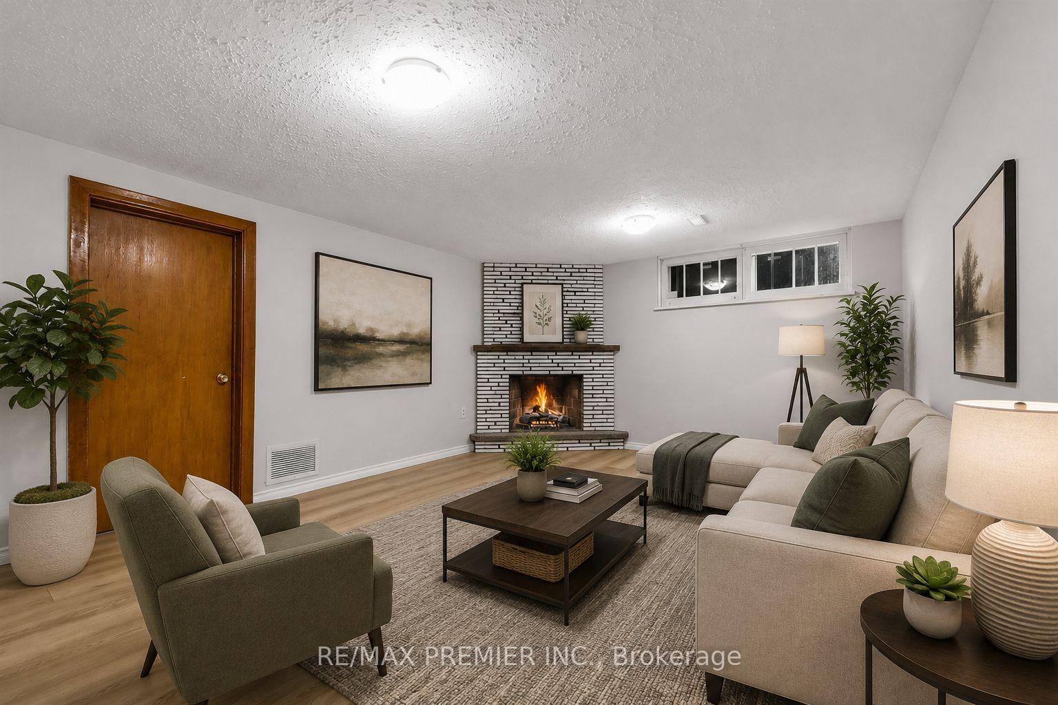 Photo 38 of 21 Halbadier Place, Etobicoke, Islington-City Centre West — HOMEH
