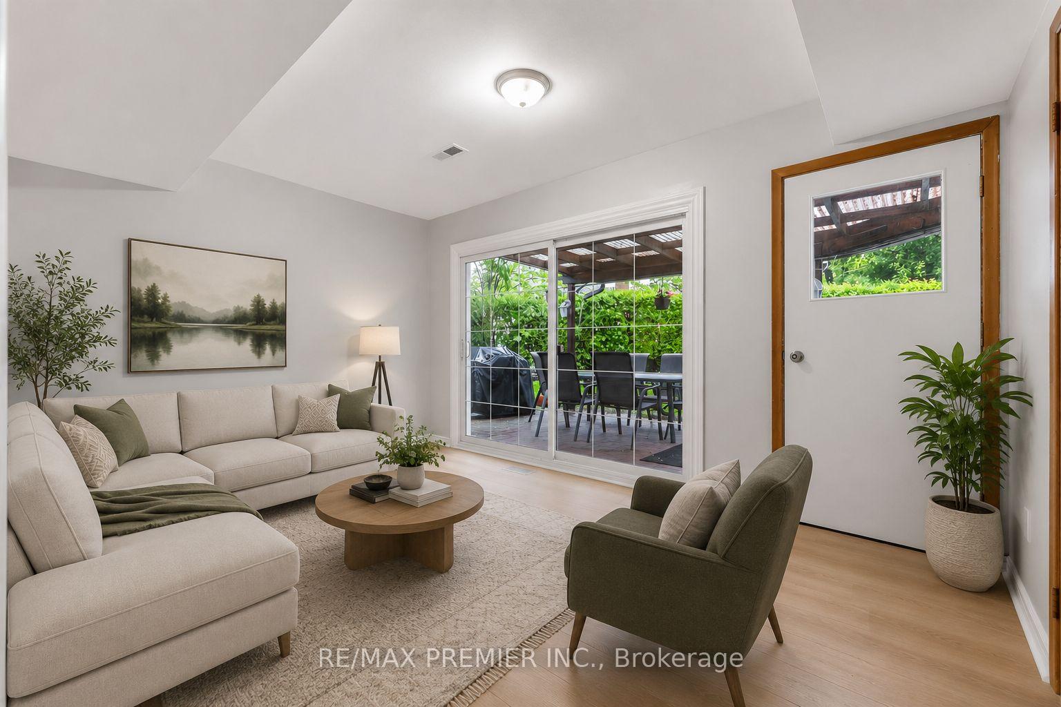 Photo 40 of 21 Halbadier Place, Etobicoke, Islington-City Centre West — HOMEH
