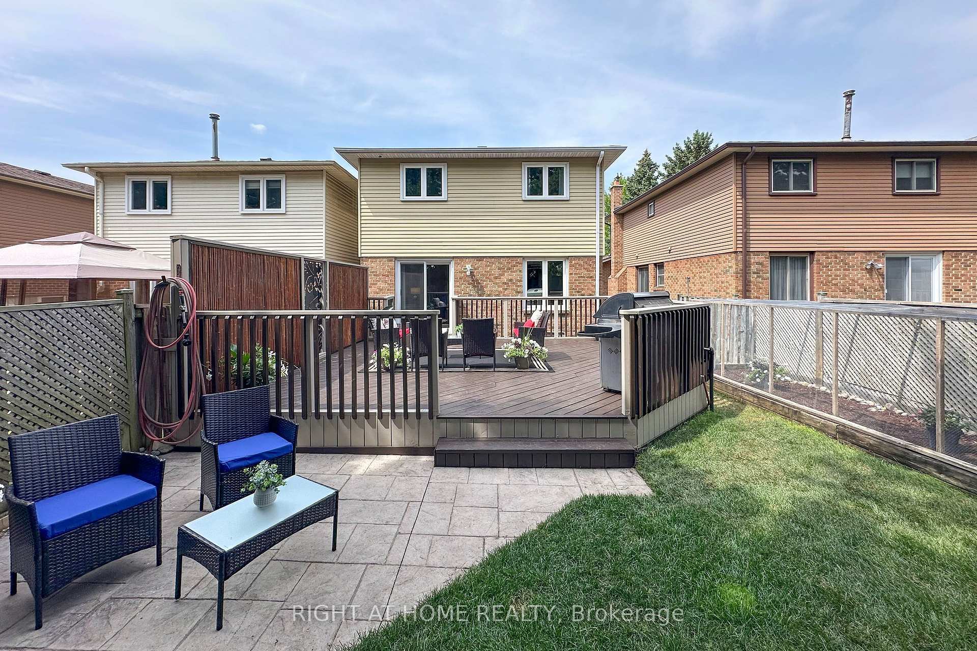 Photo 47 of 137 Joanna Crescent, Vaughan, Crestwood-Springfarm-Yorkhill — HOMEH