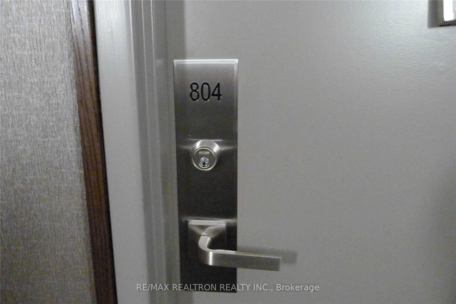 Photo 4 of Unit 804, 7601 Bathurst Street, Vaughan, Crestwood-Springfarm-Yorkhill — HOMEH