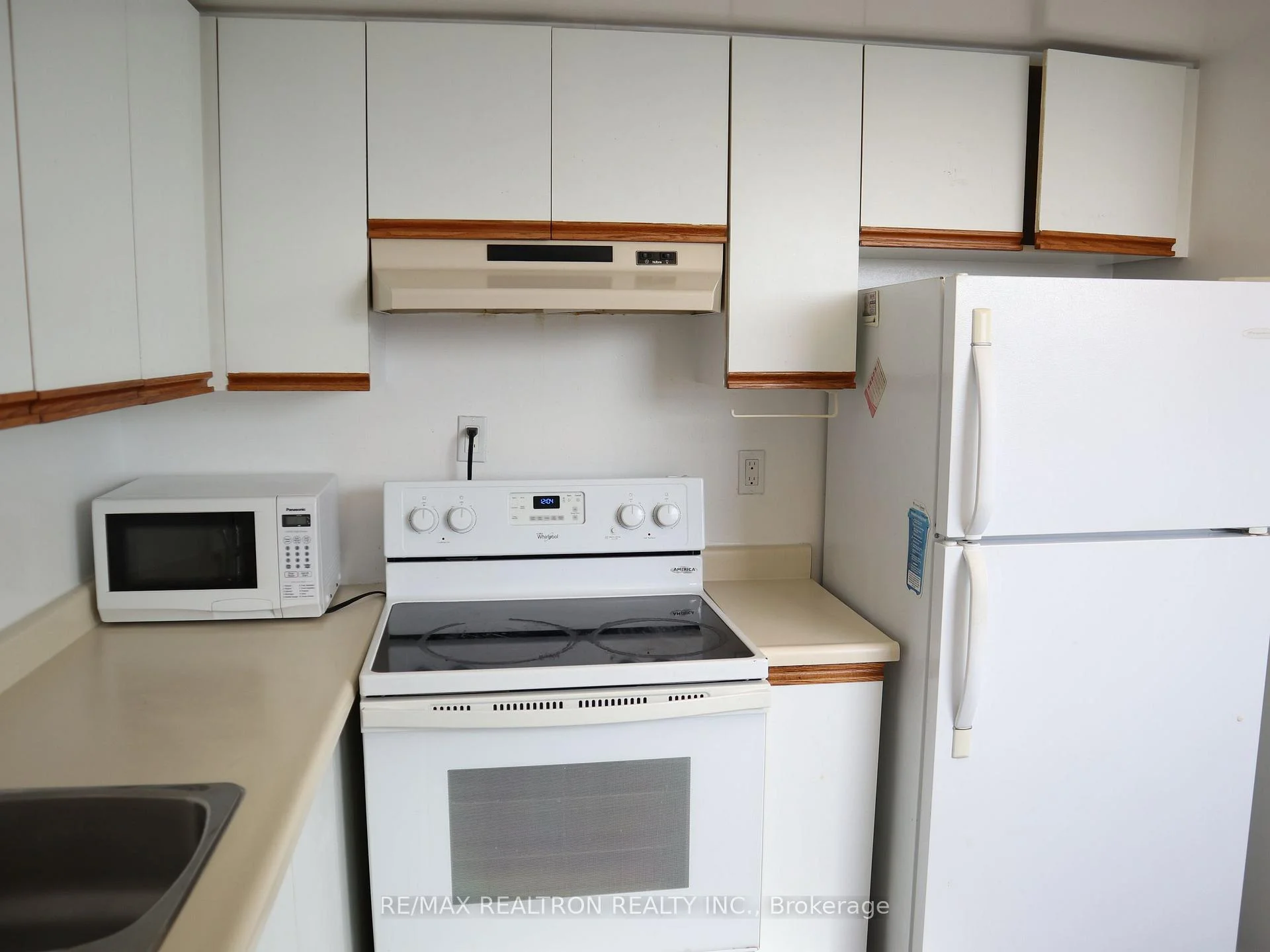 Photo 22 of Unit 804, 7601 Bathurst Street, Vaughan, Crestwood-Springfarm-Yorkhill — HOMEH