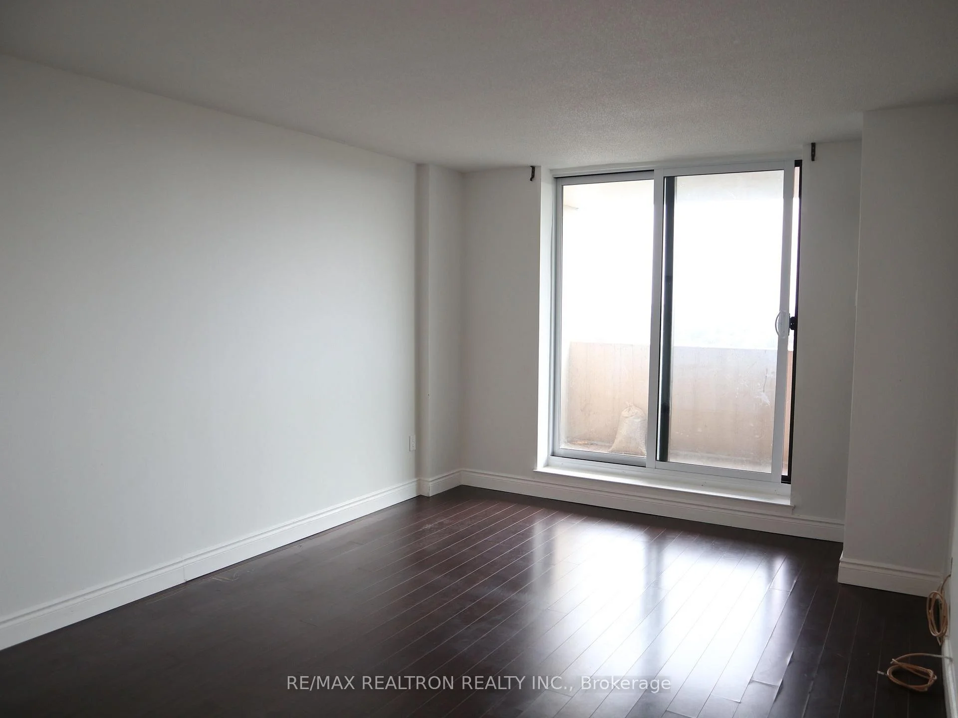 Photo 28 of Unit 804, 7601 Bathurst Street, Vaughan, Crestwood-Springfarm-Yorkhill — HOMEH