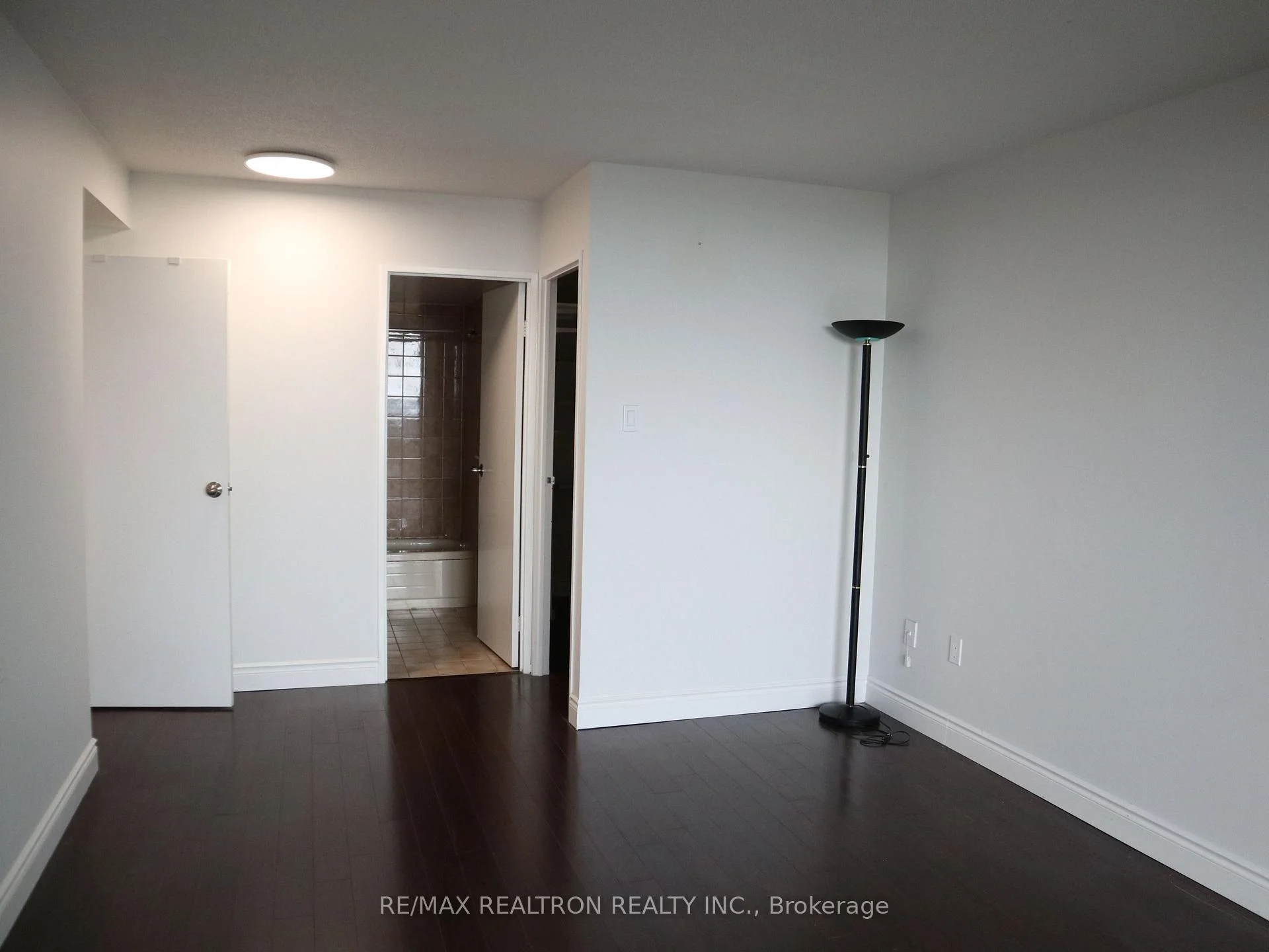 Photo 32 of Unit 804, 7601 Bathurst Street, Vaughan, Crestwood-Springfarm-Yorkhill — HOMEH