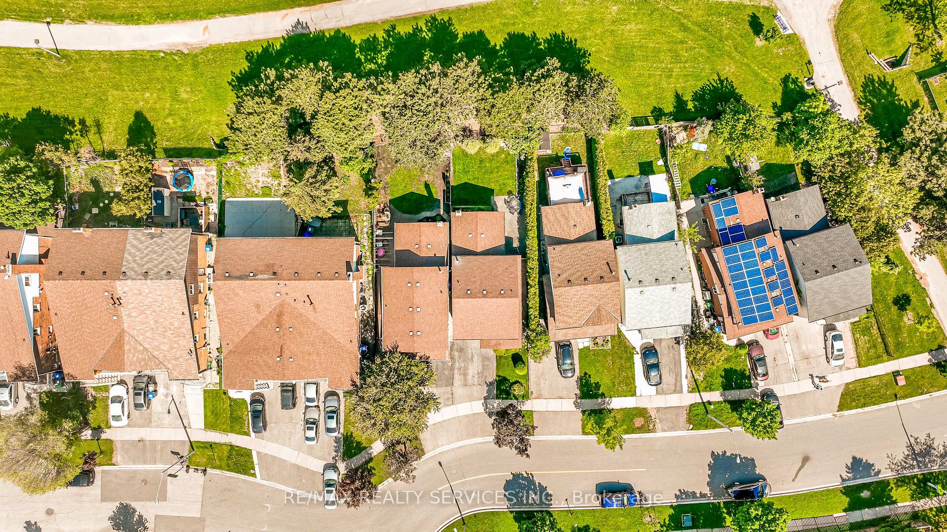 Photo 44 of 32 Winterfold Drive, Brampton, Madoc — HOMEH