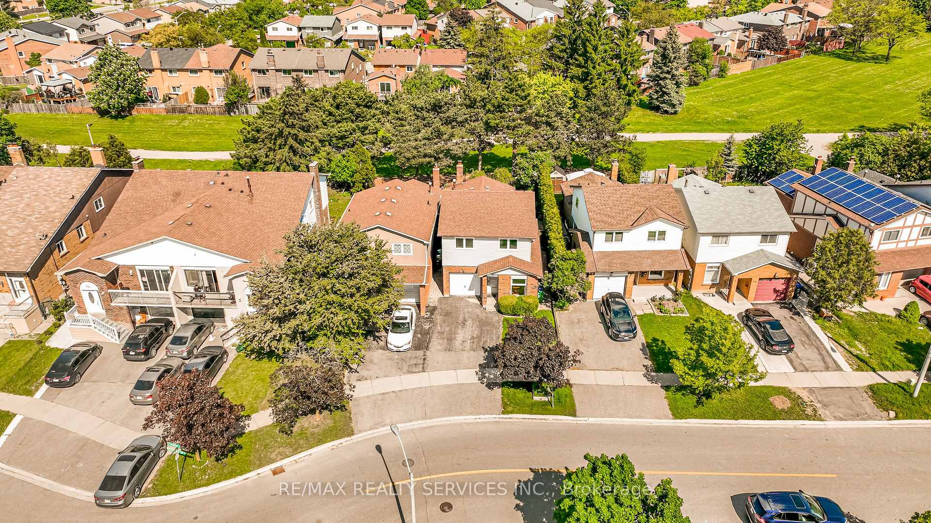 Photo 45 of 32 Winterfold Drive, Brampton, Madoc — HOMEH