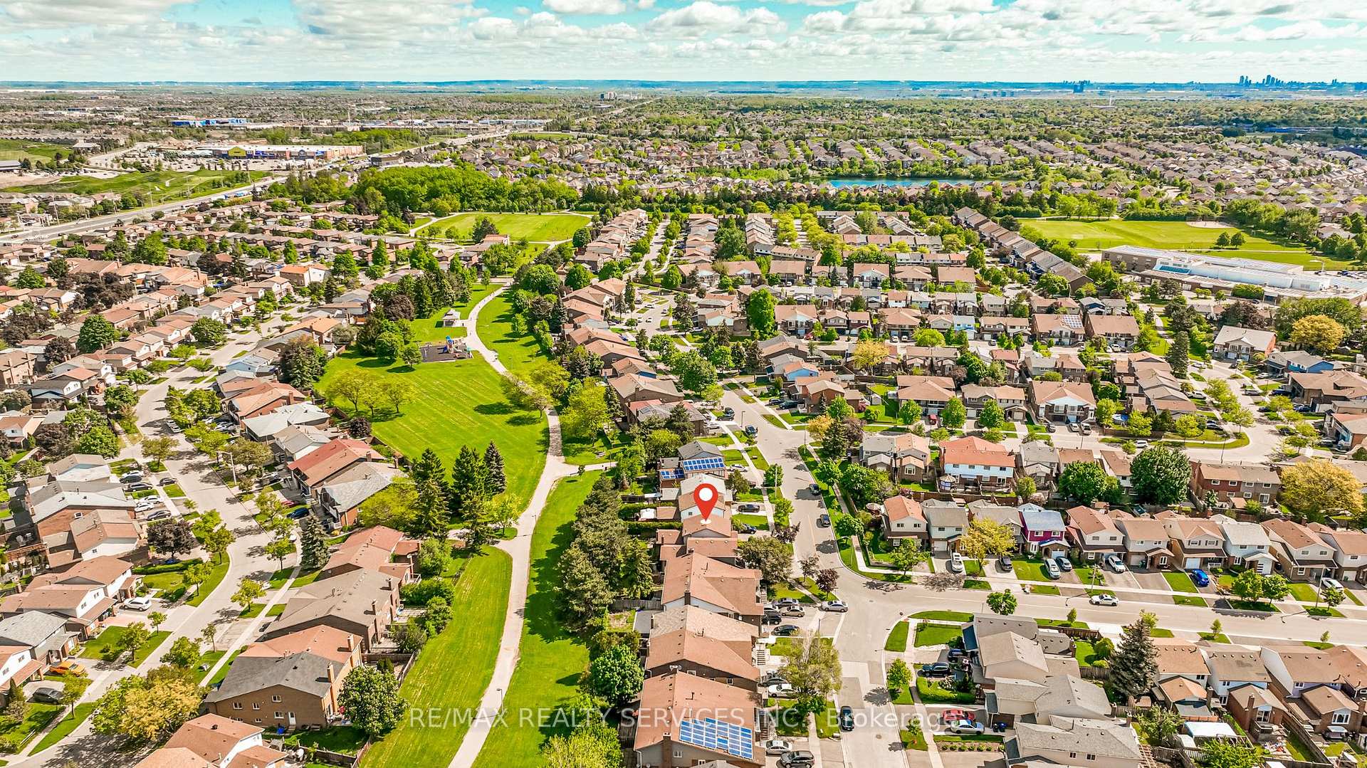 Photo 47 of 32 Winterfold Drive, Brampton, Madoc — HOMEH